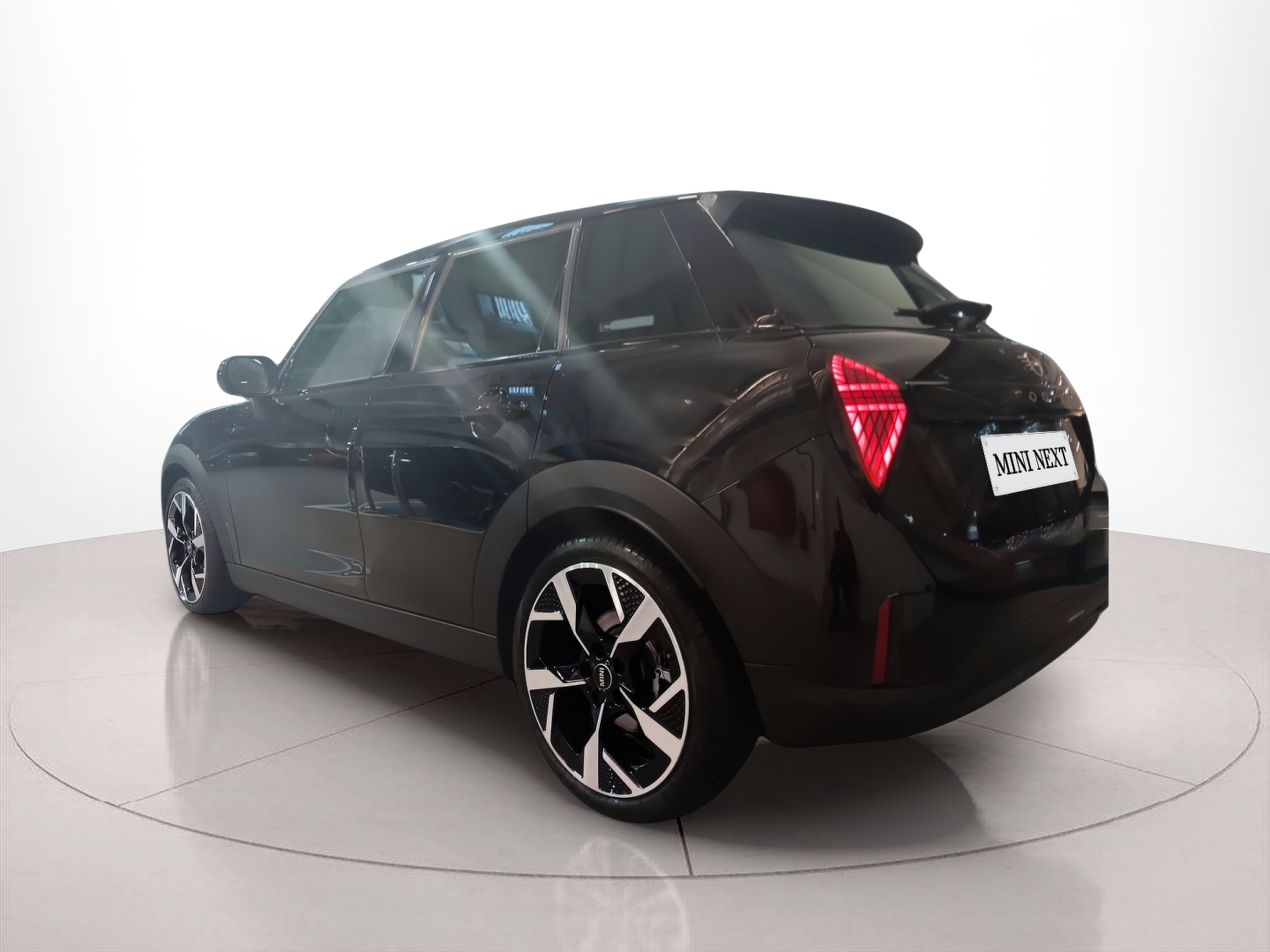 fotoG 15 del MINI MINI 5 Portas Cooper 115 kW (156 CV) 156cv Gasolina de 2024 em Vila Nova de Gaia