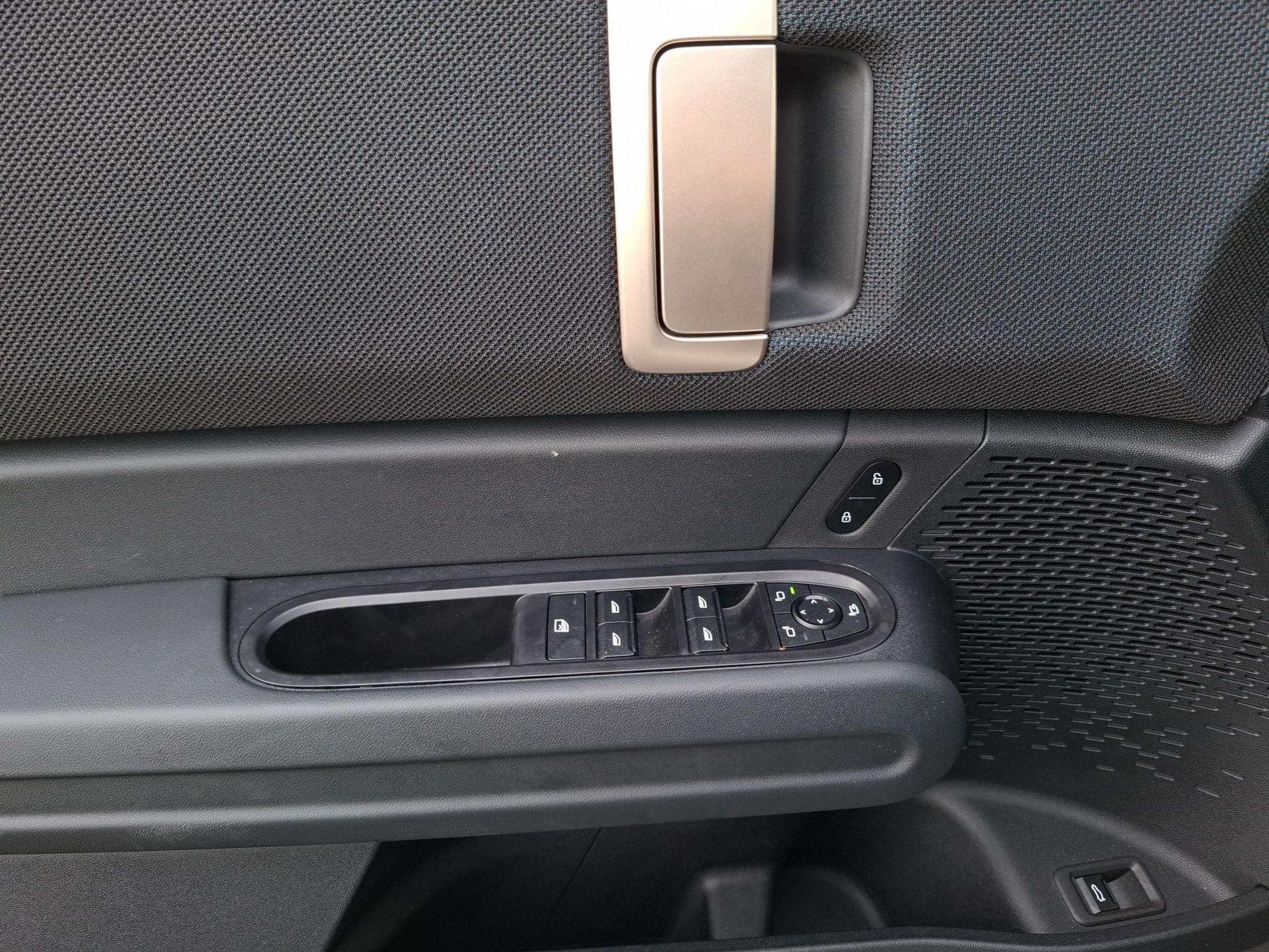 fotoG 19 del MINI MINI Countryman D 120 kW (163 CV) 163cv Diesel de 2025 em Vila Nova de Gaia