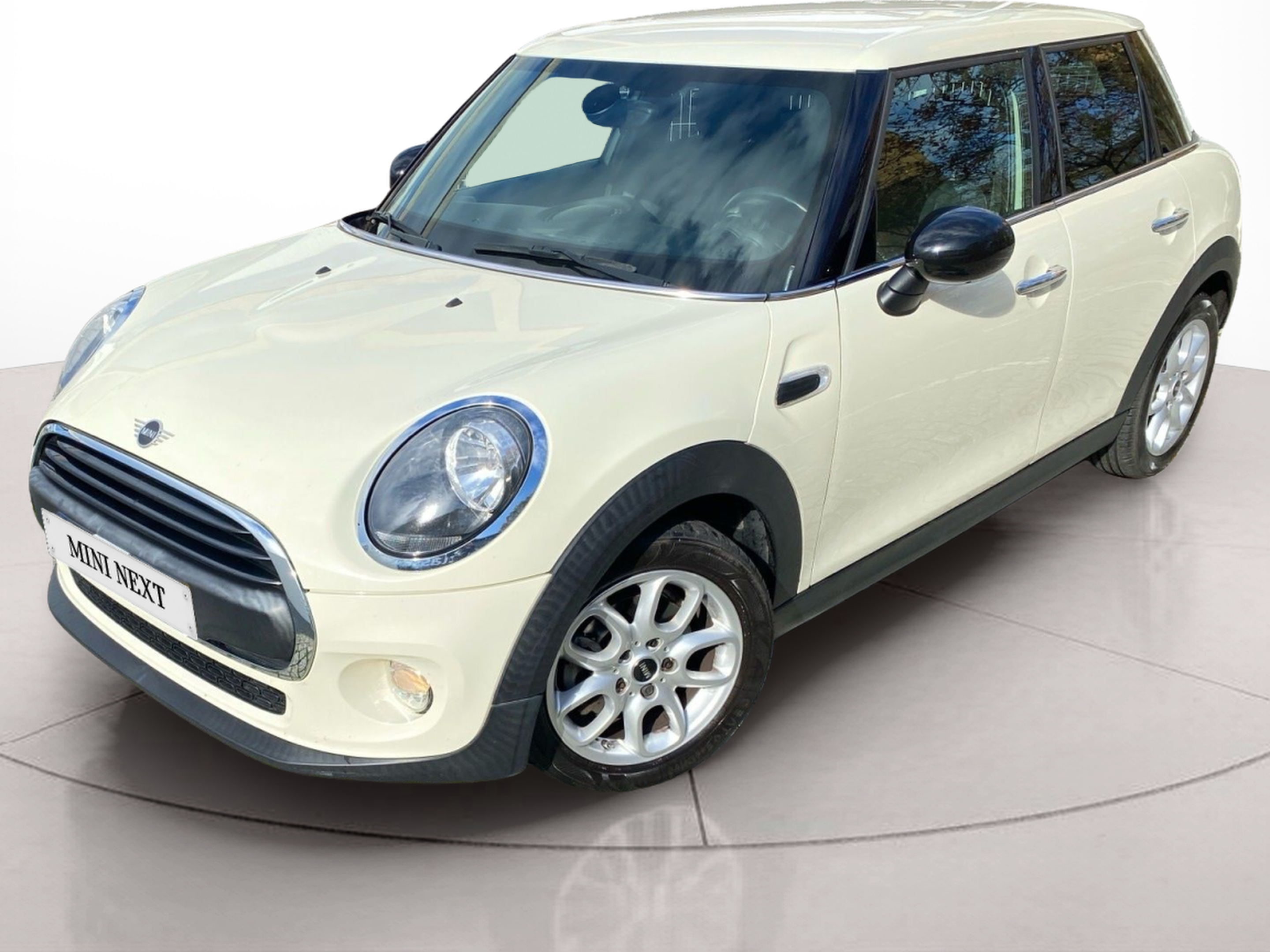 fotoG 5 del MINI MINI 5 Portas Cooper D 70 kW (95 CV) 95cv Diesel de 2019 em Vila Nova de Gaia
