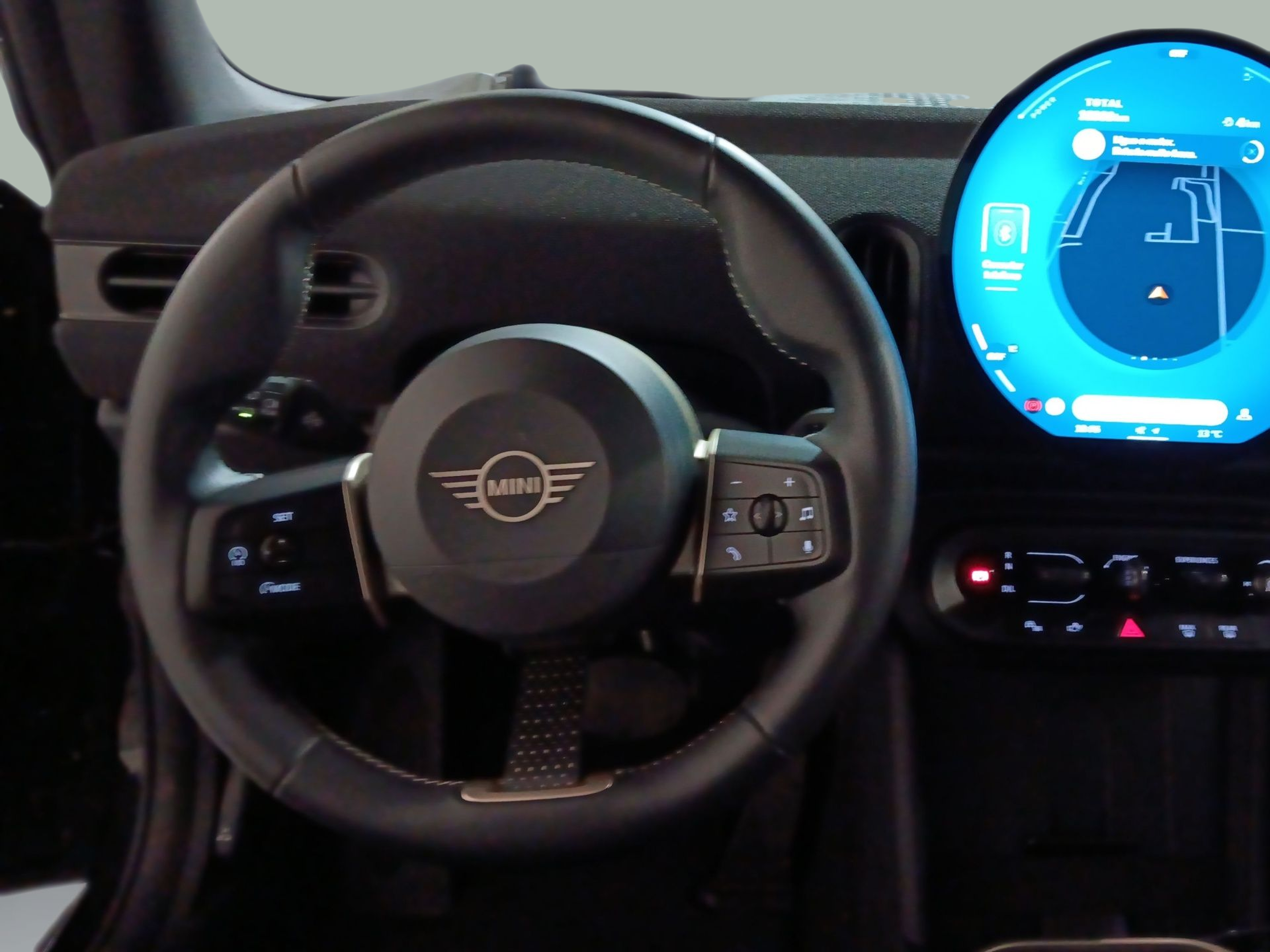 fotoG 11 del MINI MINI Cabrio Cooper 120 kW (163 CV) 163cv Gasolina de 2025 em Vila Nova de Gaia