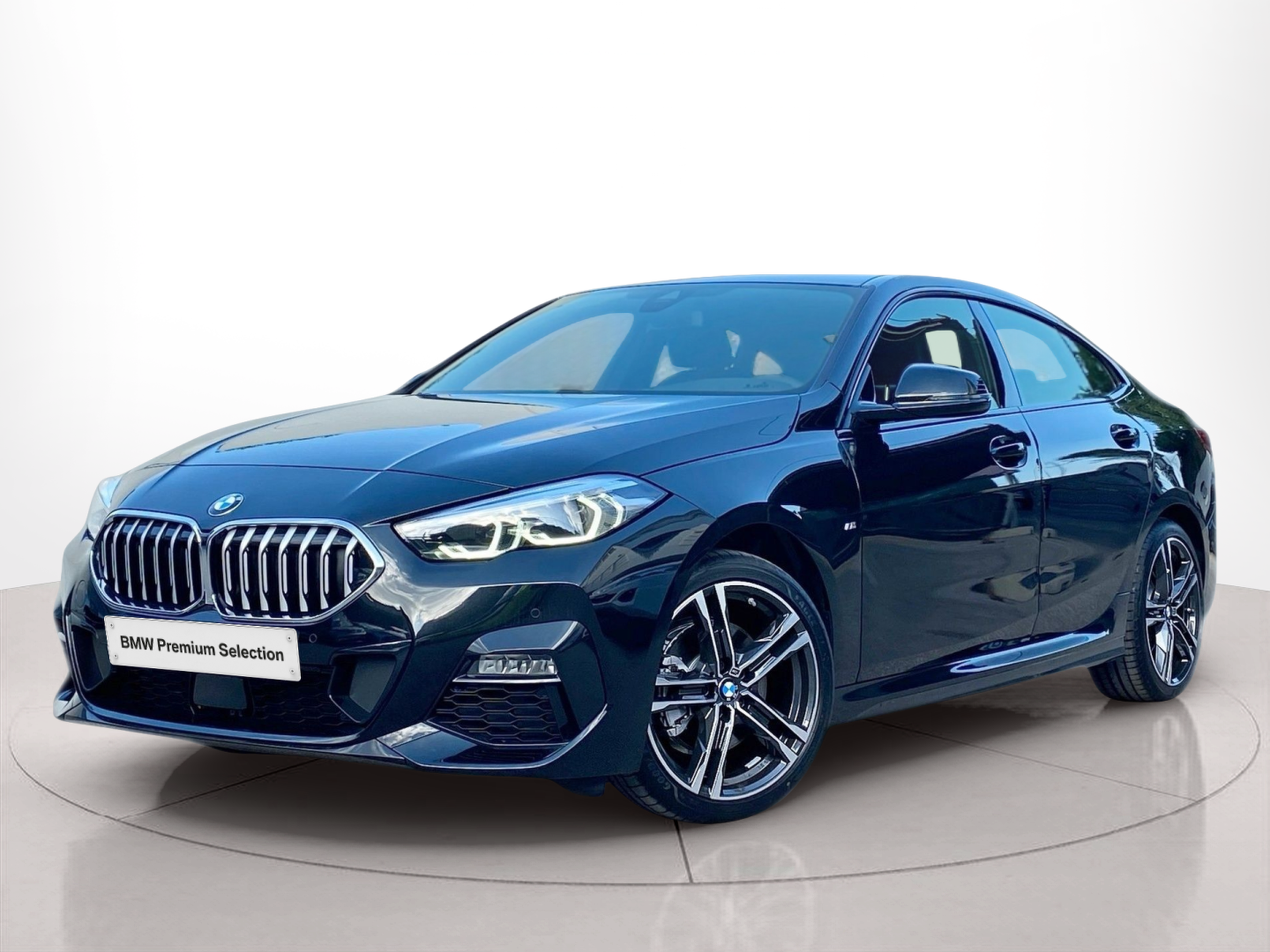 Fotos de BMW Série 2 216d Gran Coupe color Negro. Año 2024. 85KW(116CV). Diesel. En concesionario Caetano Baviera Lisboa de Lisboa