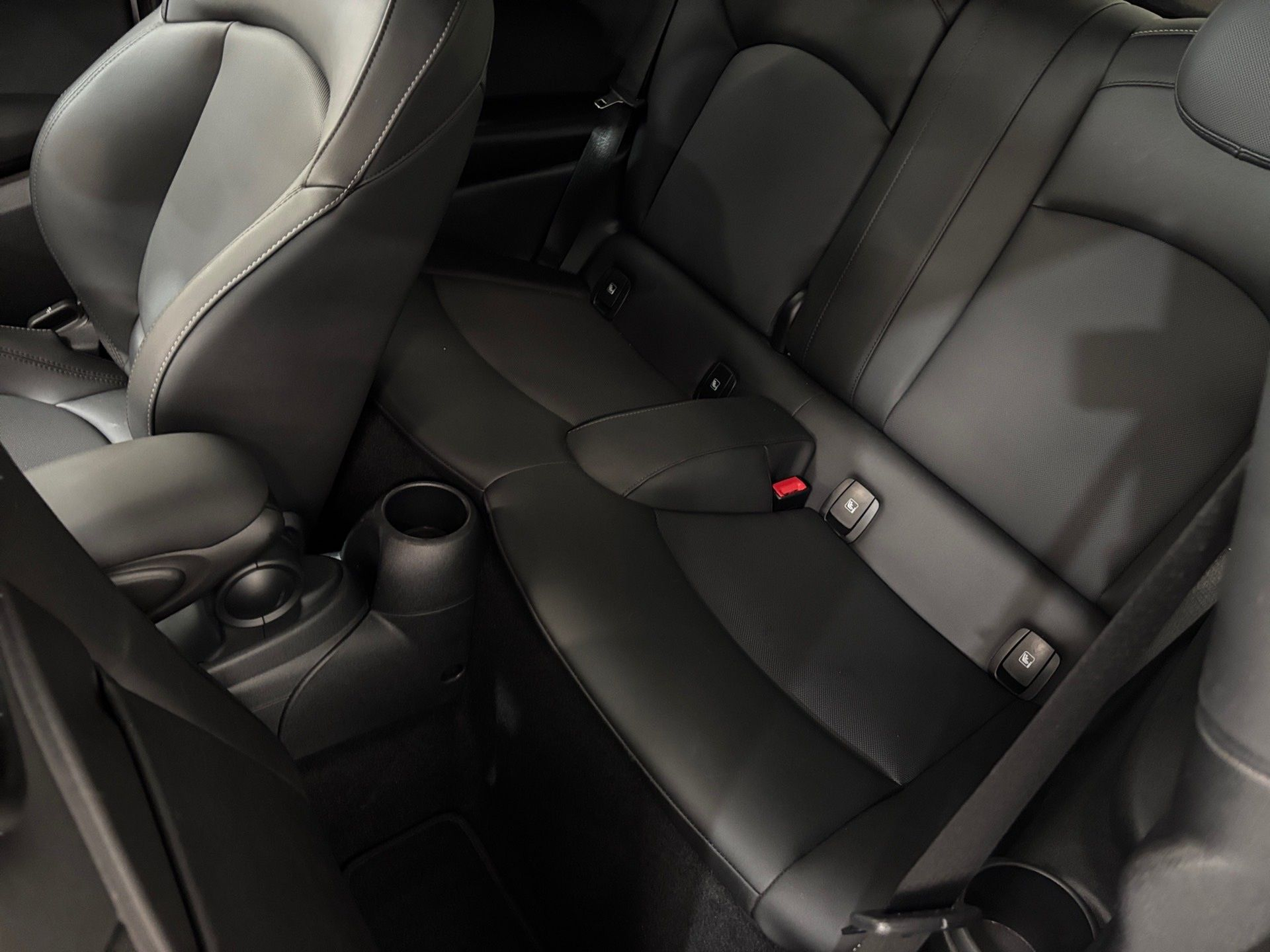 fotoG 11 del MINI MINI 3 Portas Cooper S E 135 kW (184 CV) 184cv Elétrico de 2023 em Vila Nova de Gaia