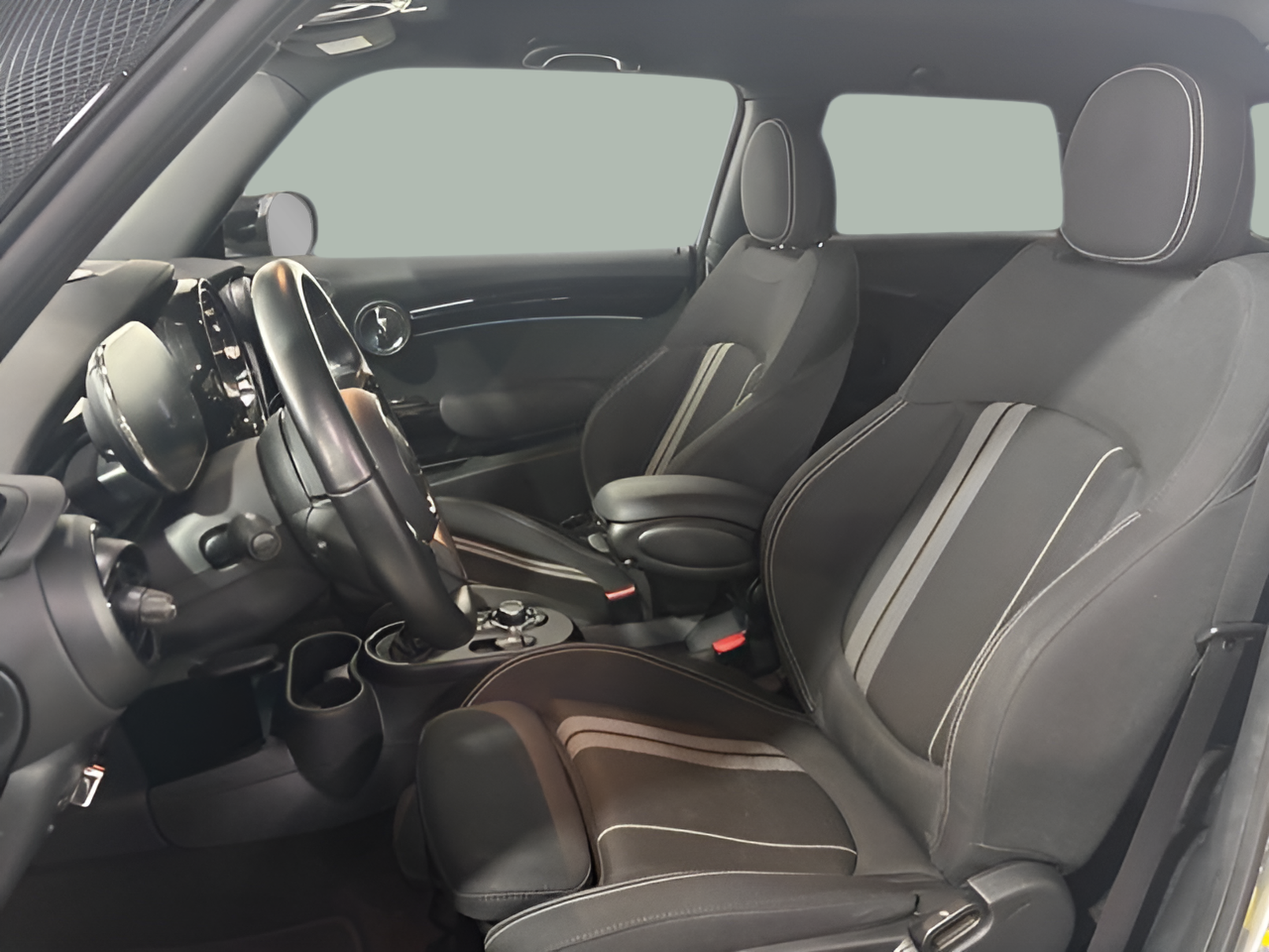 fotoG 8 del MINI MINI 3 Portas Cooper S E 135 kW (184 CV) 184cv Elétrico de 2023 em Vila Nova de Gaia