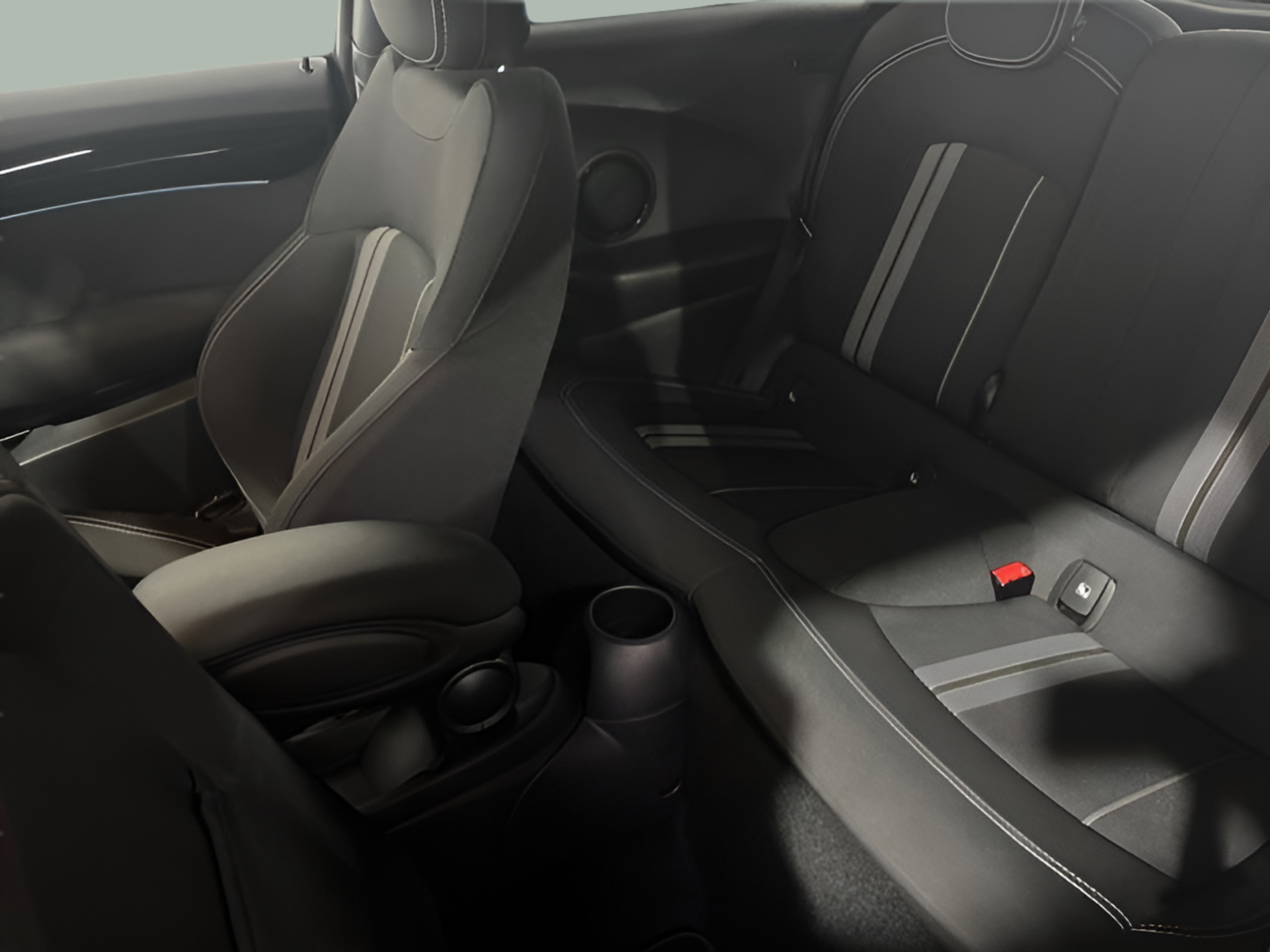 fotoG 9 del MINI MINI 3 Portas Cooper S E 135 kW (184 CV) 184cv Elétrico de 2023 em Vila Nova de Gaia