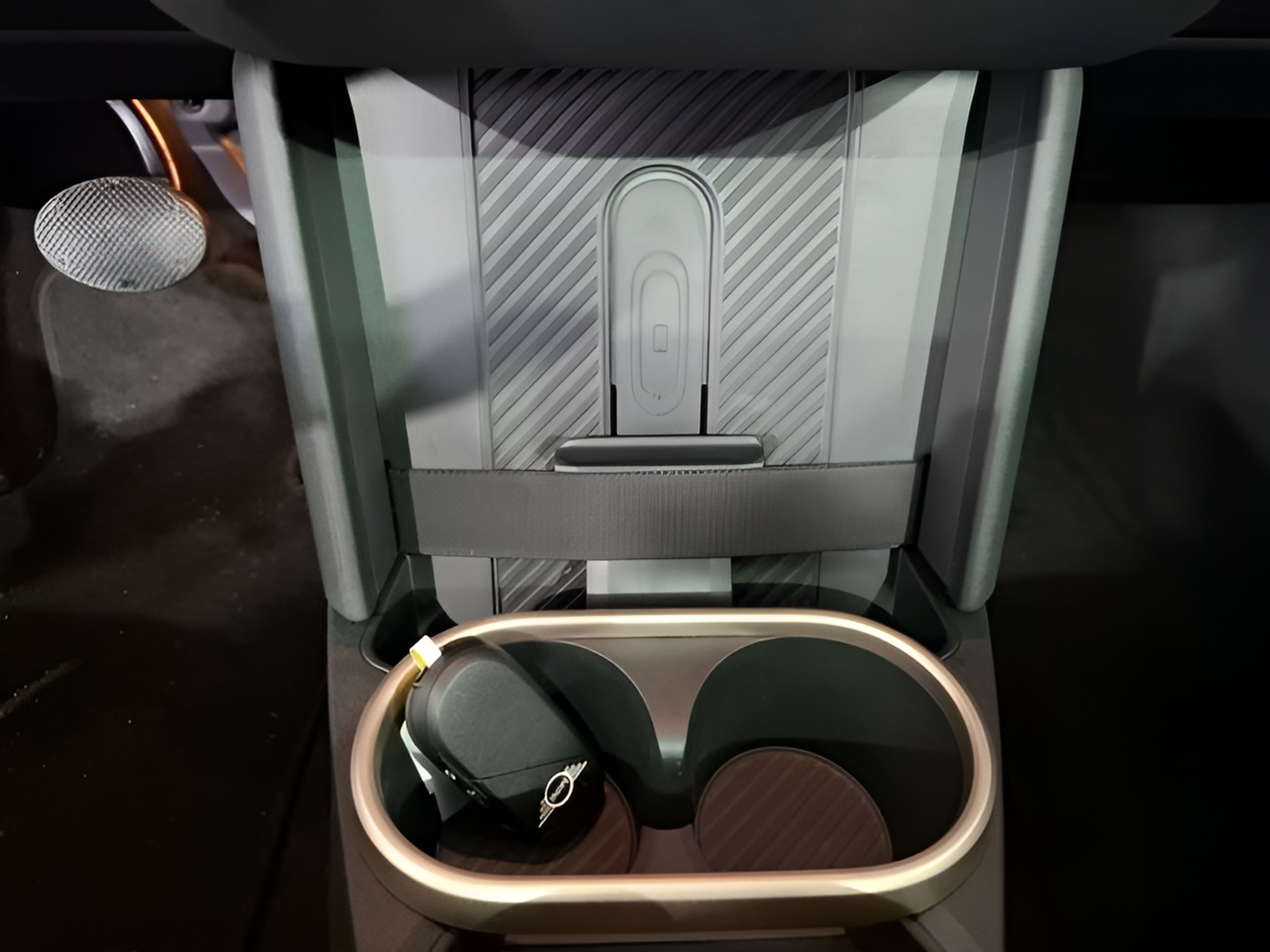 fotoG 18 del MINI MINI 3 Portas Cooper S 150 kW (204 CV) 204cv Gasolina de 2024 em Vila Nova de Gaia