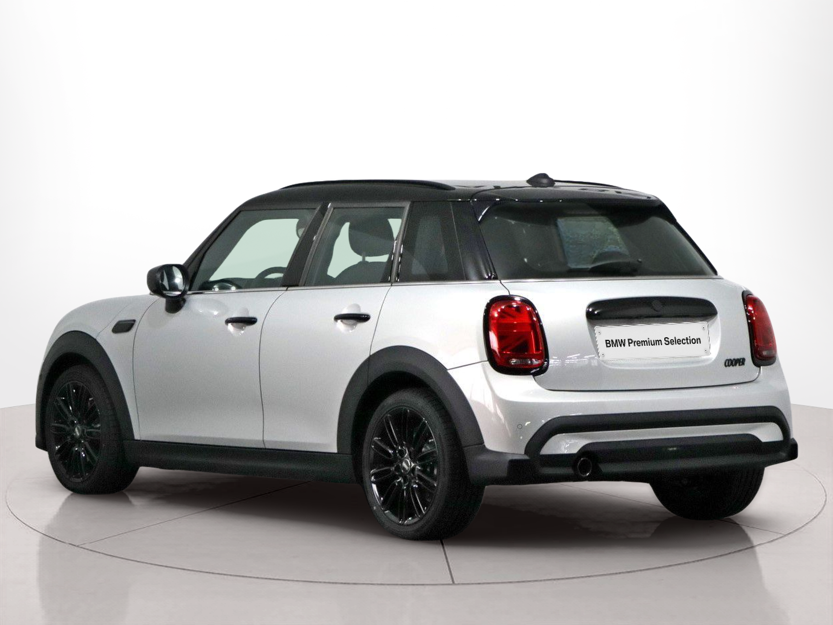 fotoG 2 del MINI MINI 5 Portas Cooper 100 kW (136 CV) 136cv Gasolina de 2022 em Vila Nova de Gaia