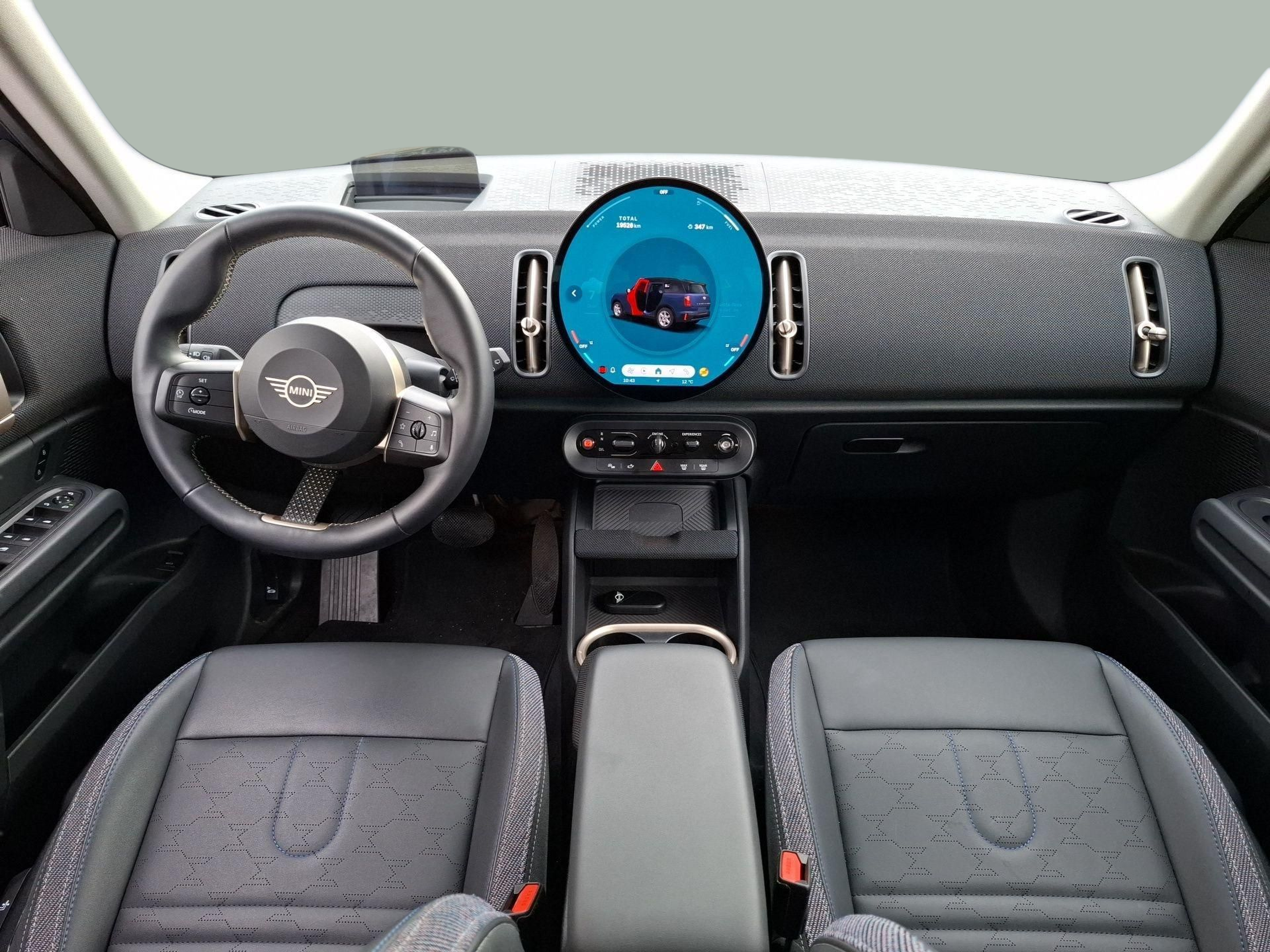 fotoG 25 del MINI MINI Countryman D 120 kW (163 CV) 163cv Diesel de 2024 em Vila Nova de Gaia