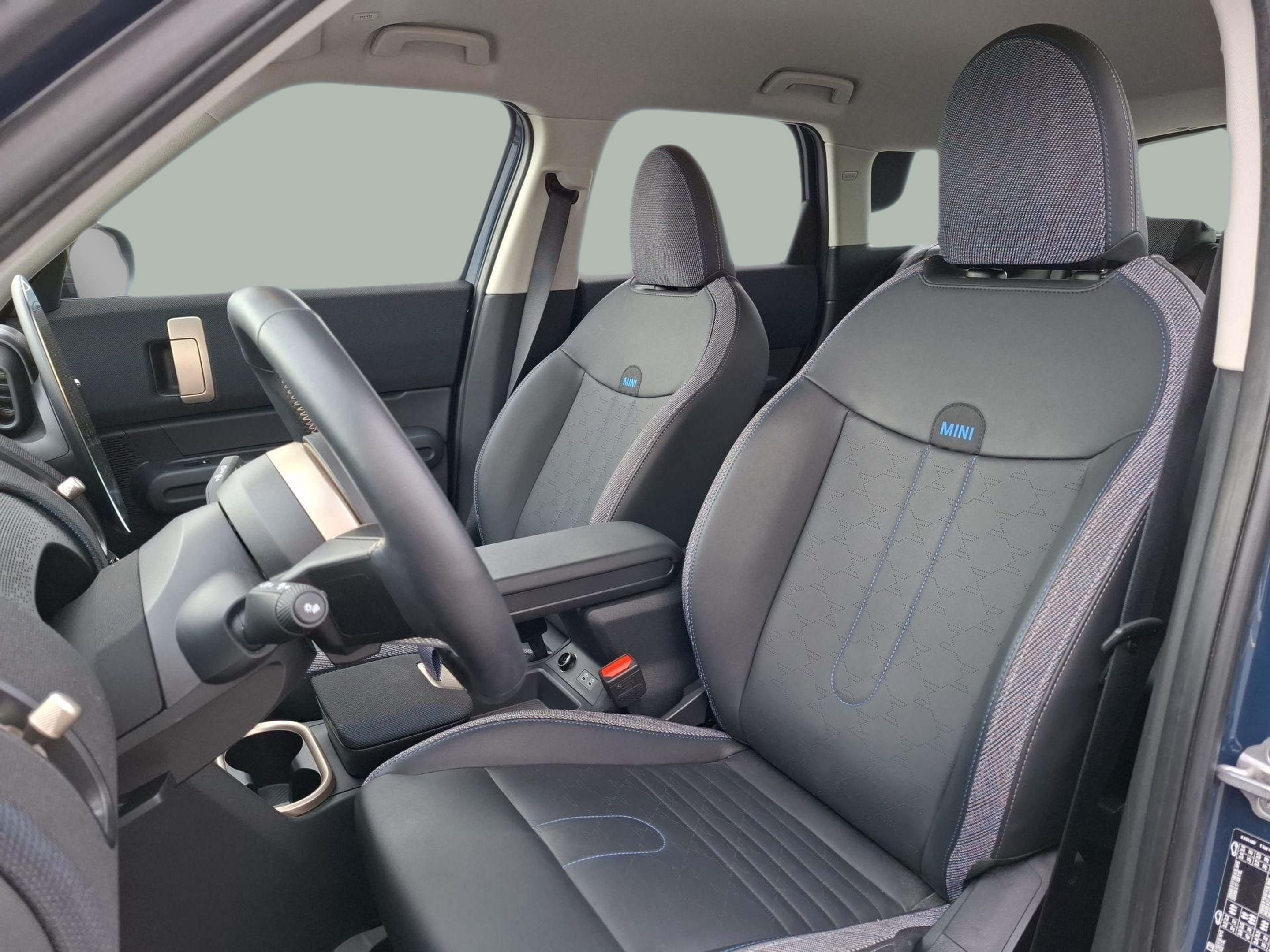 fotoG 7 del MINI MINI Countryman D 120 kW (163 CV) 163cv Diesel de 2024 em Vila Nova de Gaia