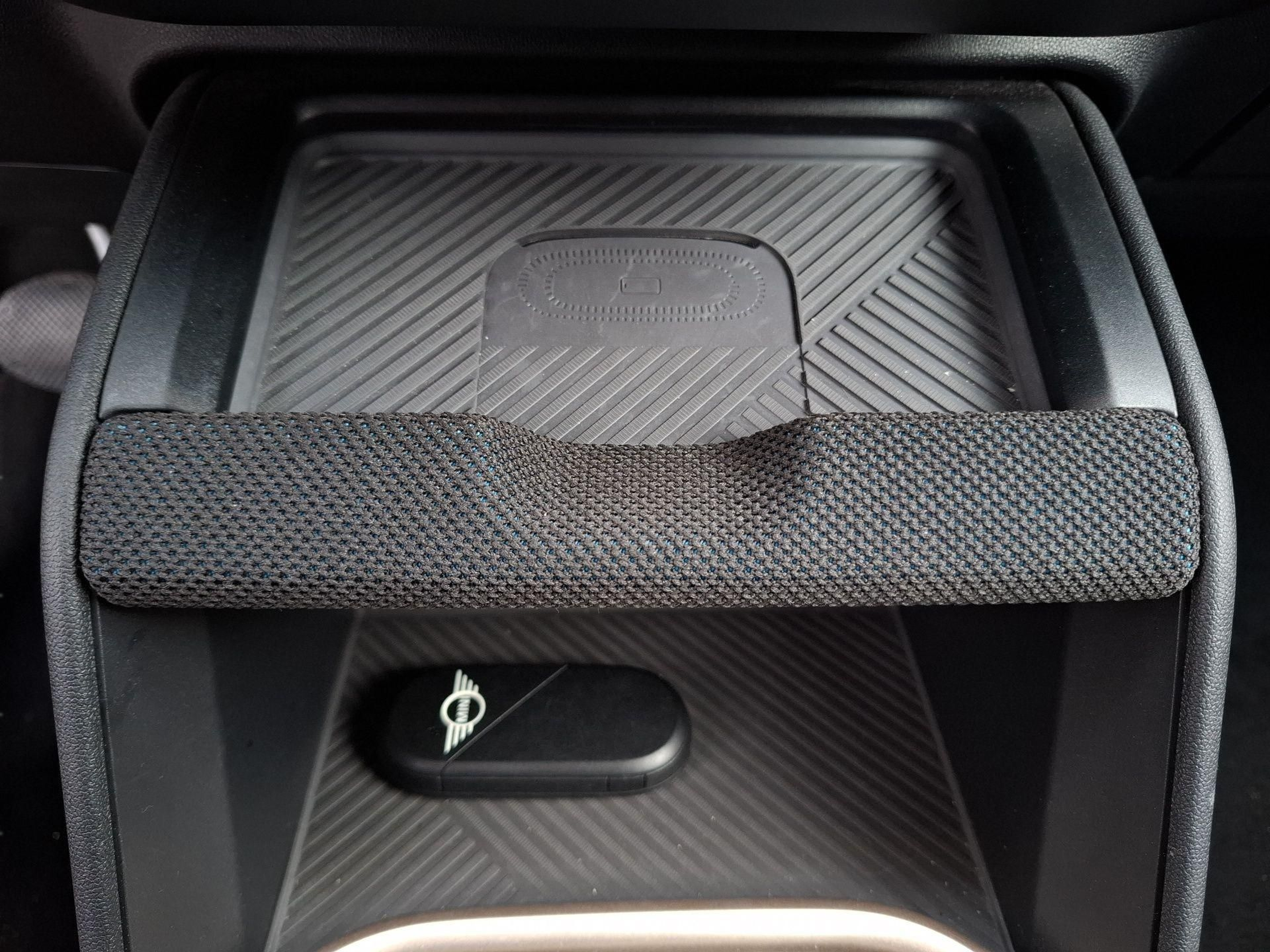 fotoG 16 del MINI MINI Countryman D 120 kW (163 CV) 163cv Diesel de 2024 em Vila Nova de Gaia