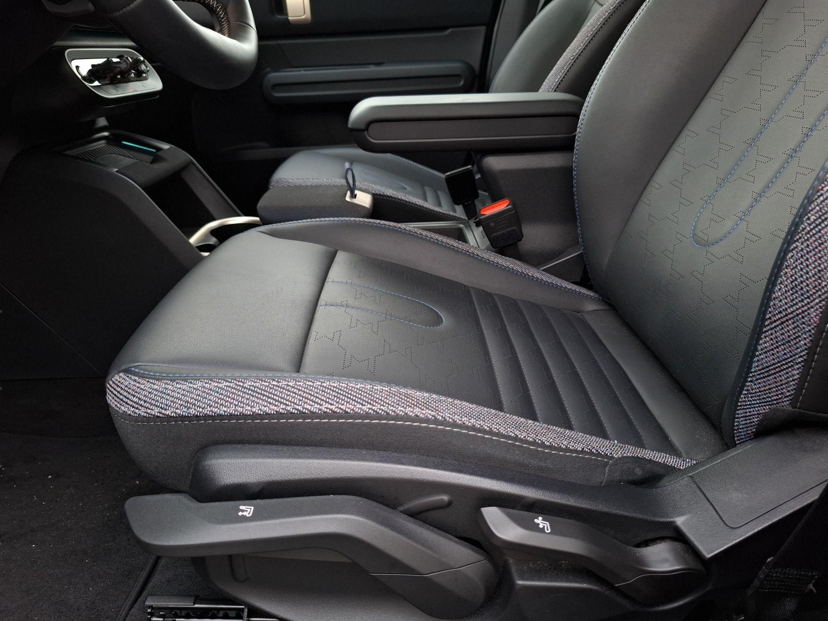 fotoG 11 del MINI MINI Countryman D 120 kW (163 CV) 163cv Diesel de 2024 em Vila Nova de Gaia