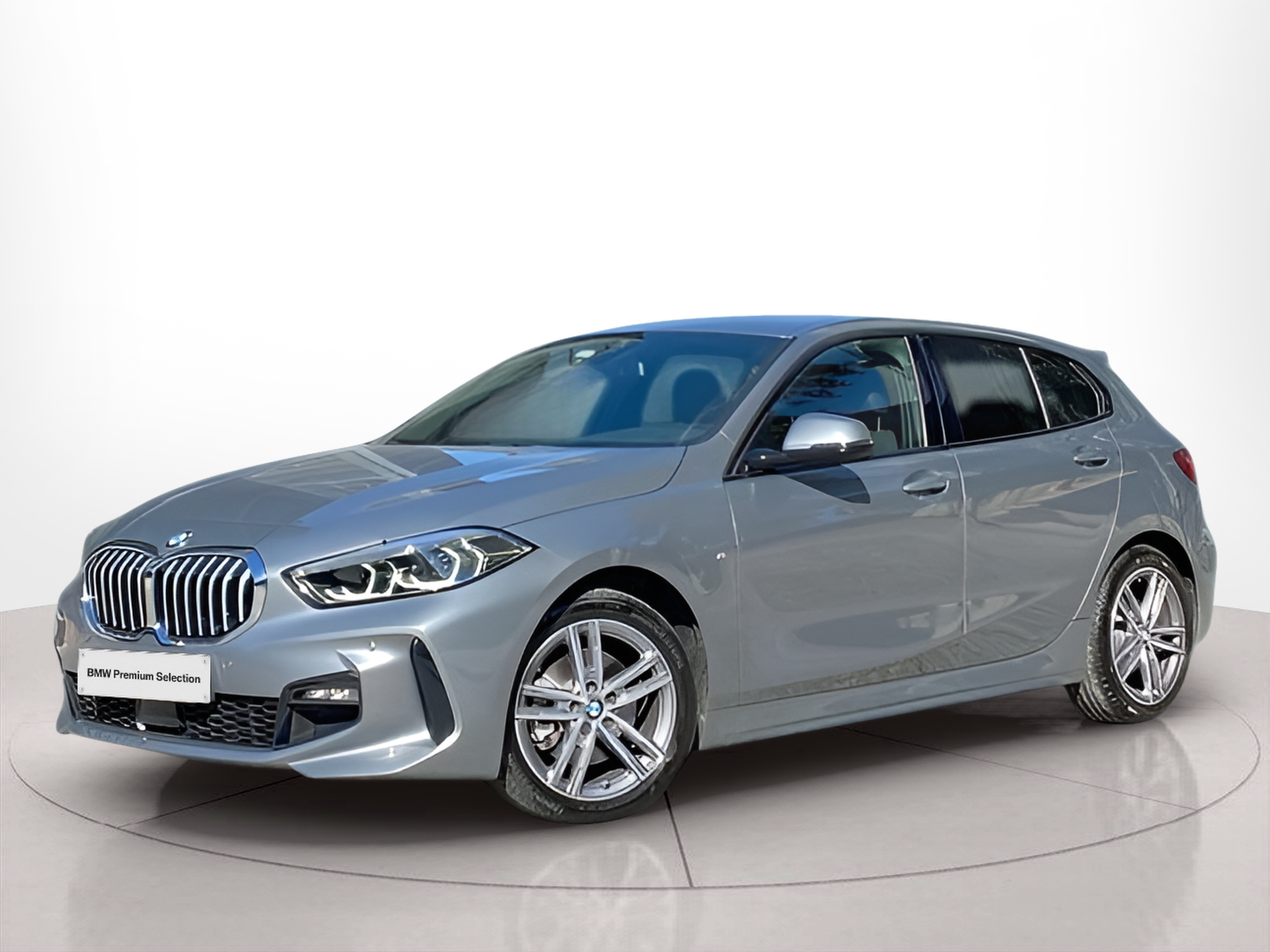 Fotos de BMW Série 1 116d color Gris. Año 2023. 85KW(116CV). Diesel. En concesionario Caetano Baviera Lisboa de Lisboa
