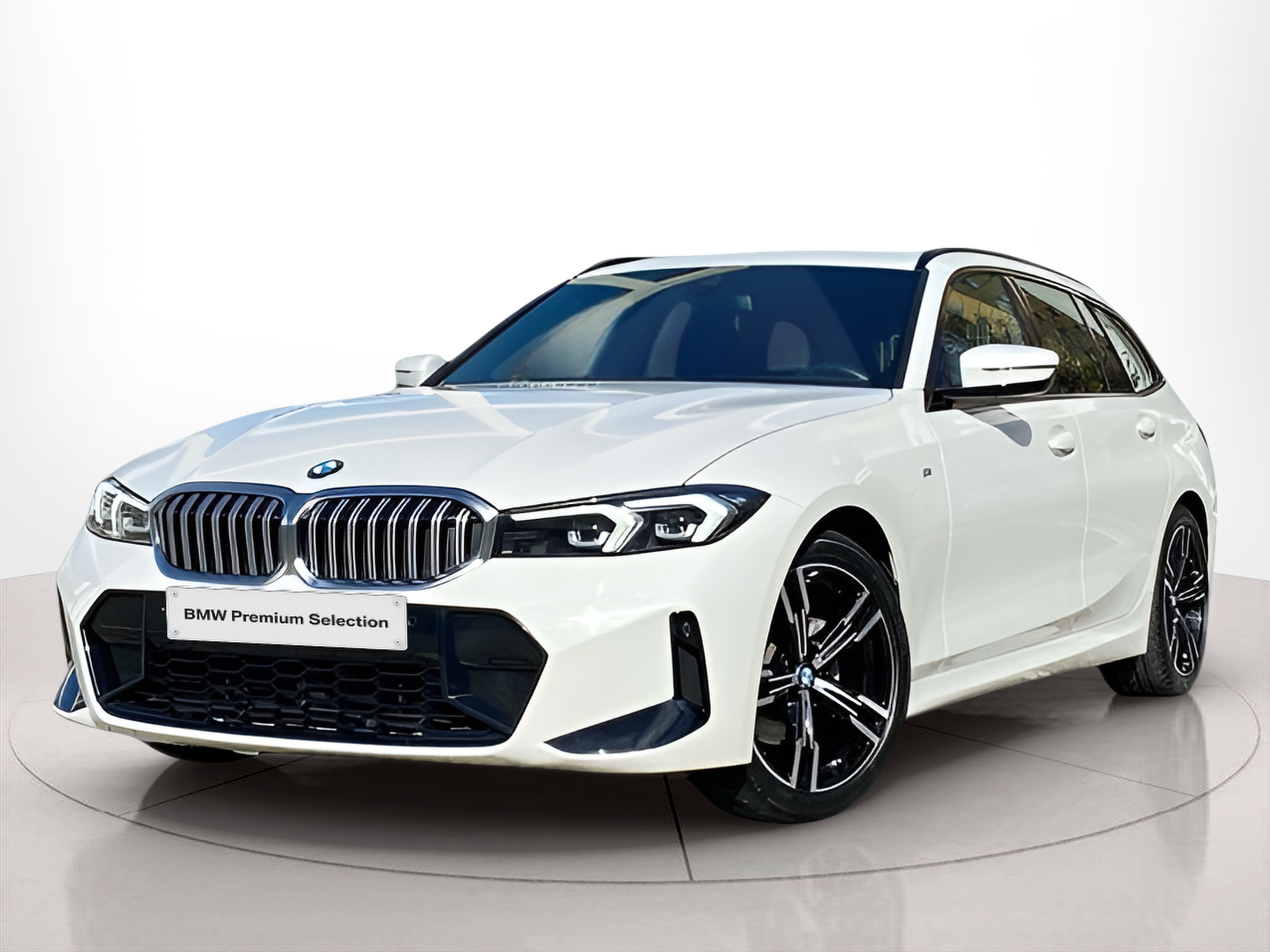 Fotos de BMW Série 3 320d Touring color Blanco. Año 2023. 140KW(190CV). Diesel. En concesionario Caetano Baviera Lisboa de Lisboa