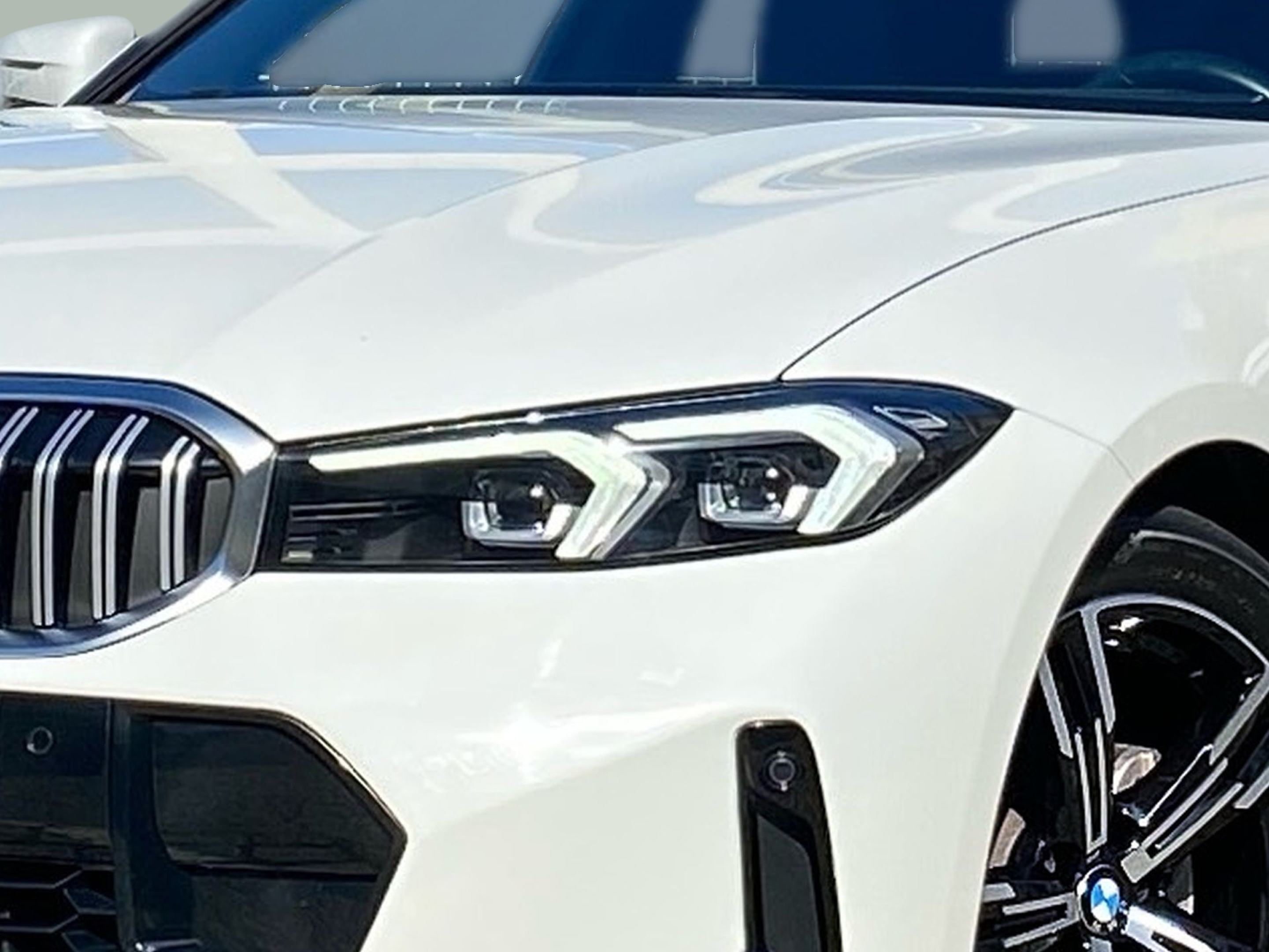 BMW Série 3 320d Touring color Blanco. Año 2023. 140KW(190CV). Diesel. En concesionario Caetano Baviera Lisboa de Lisboa