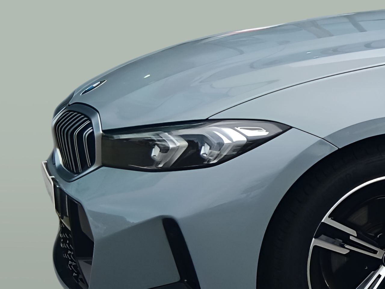 BMW Série 3 320d Touring color Gris Plata. Año 2023. 140KW(190CV). Diesel. En concesionario Caetano Baviera Porto de Porto
