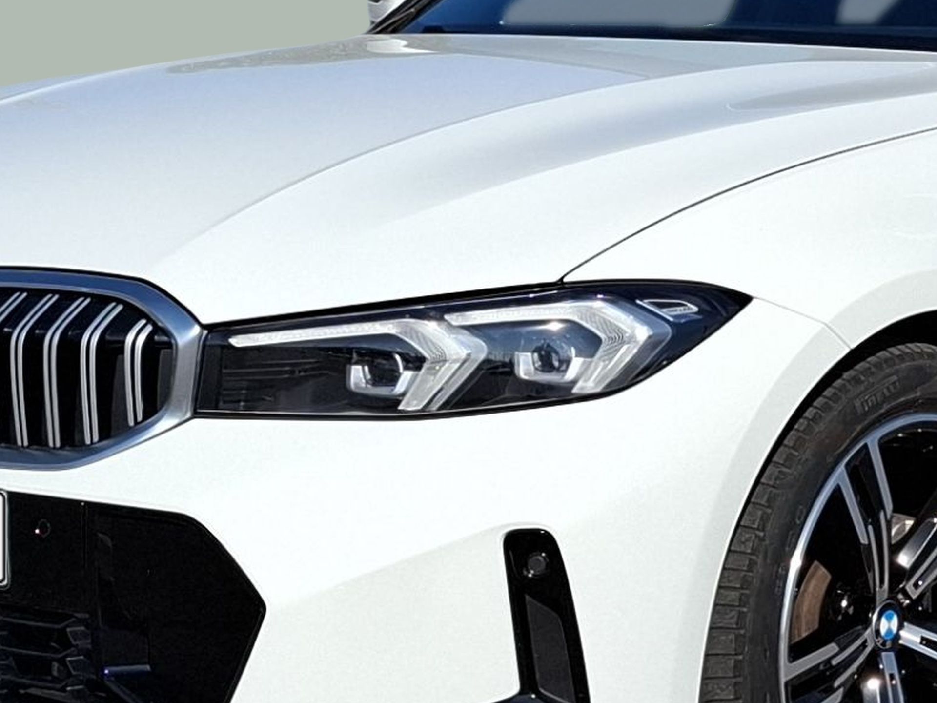 BMW Série 3 320d Touring color Blanco. Año 2023. 140KW(190CV). Diesel. En concesionario Caetano Baviera Porto de Porto
