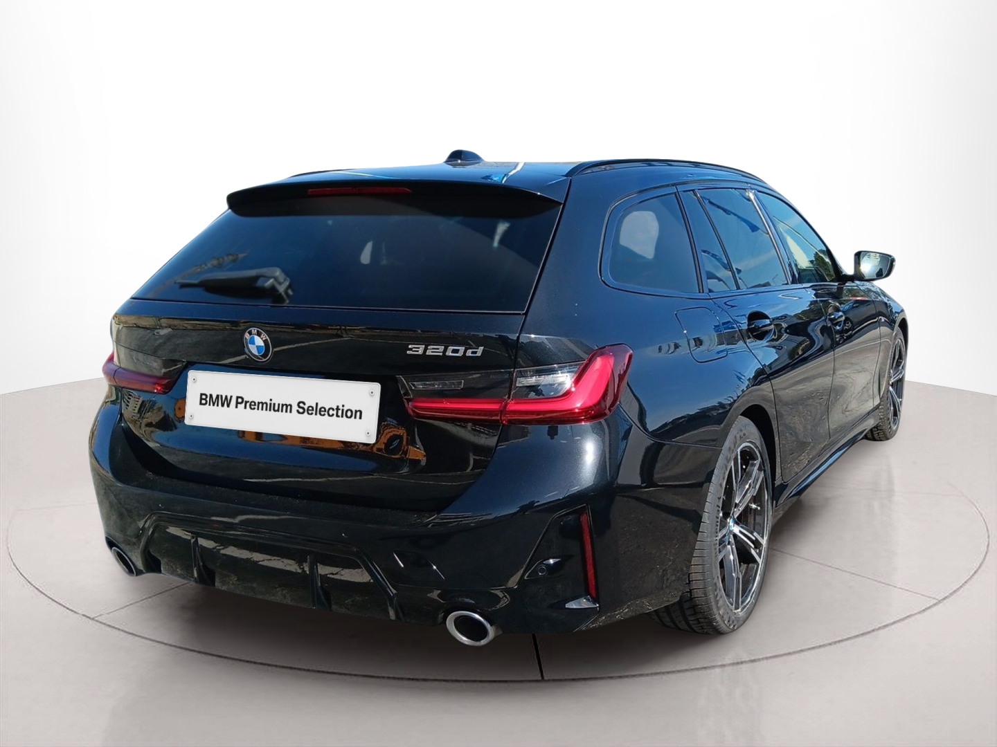Fotos de BMW Série 3 320d Touring color Negro. Año 2023. 140KW(190CV). Diesel. En concesionario Caetano Baviera Porto de Porto