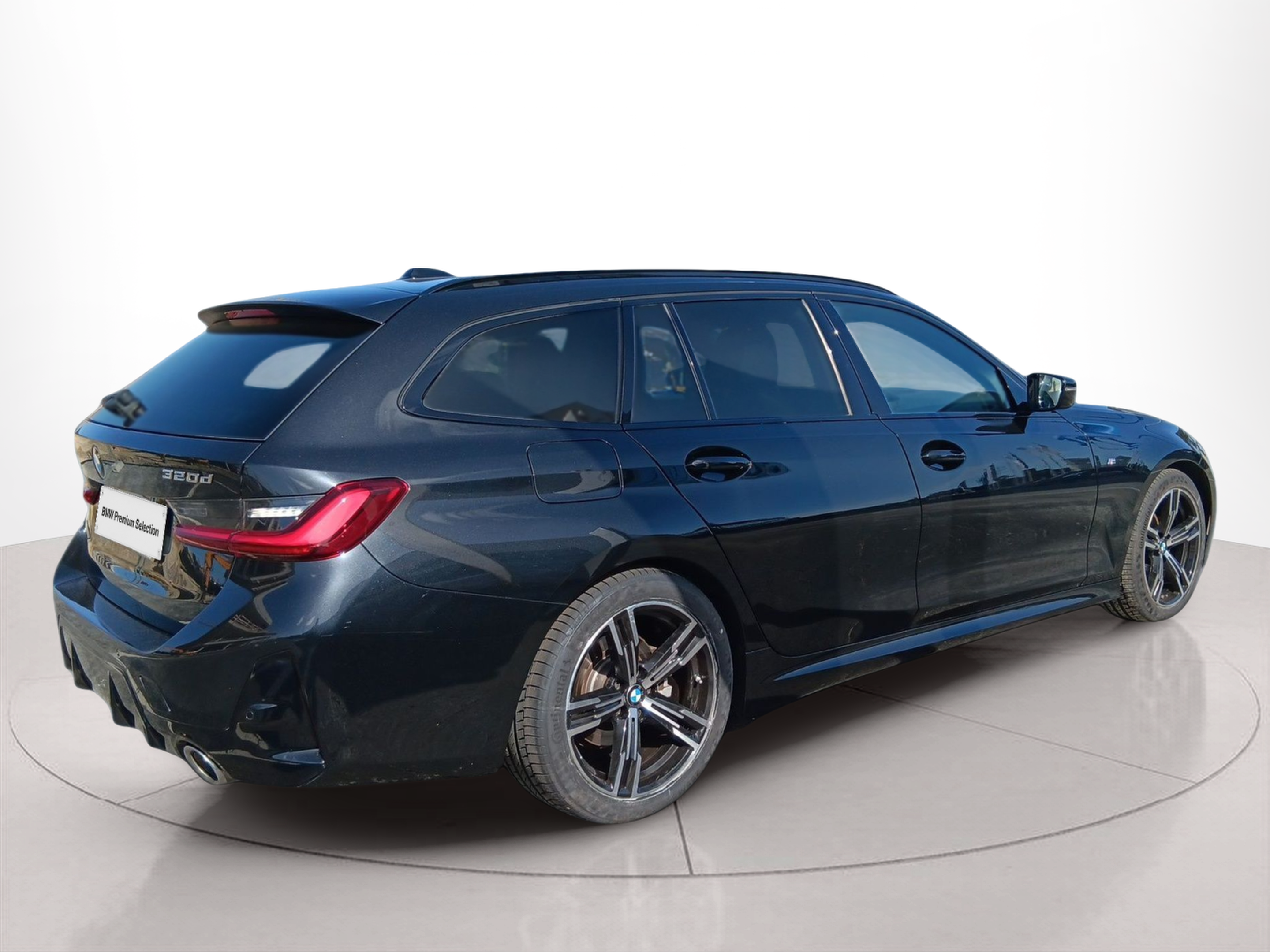 BMW Série 3 320d Touring color Negro. Año 2023. 140KW(190CV). Diesel. En concesionario Caetano Baviera Porto de Porto