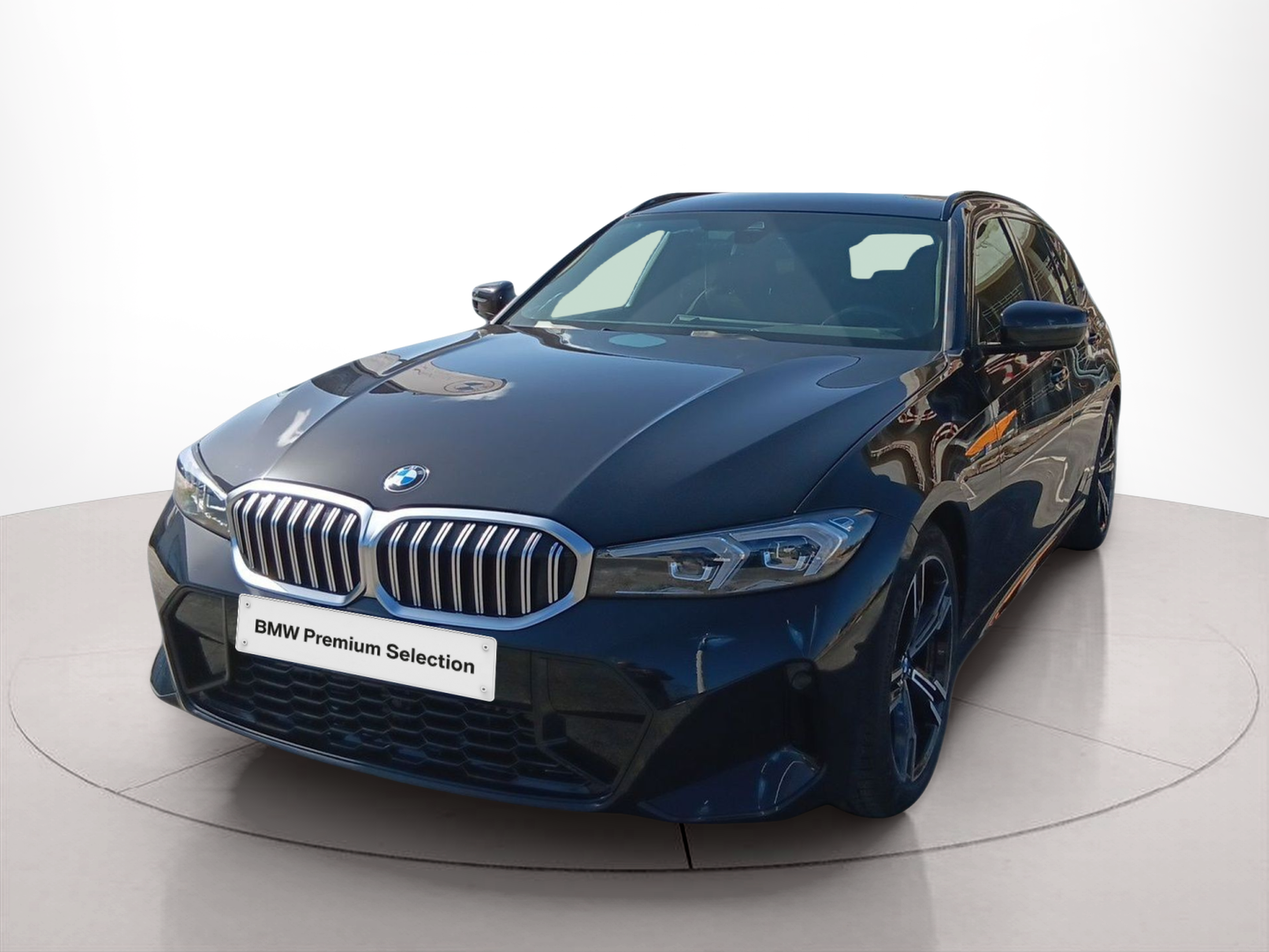 BMW Série 3 320d Touring color Negro. Año 2023. 140KW(190CV). Diesel. En concesionario Caetano Baviera Porto de Porto