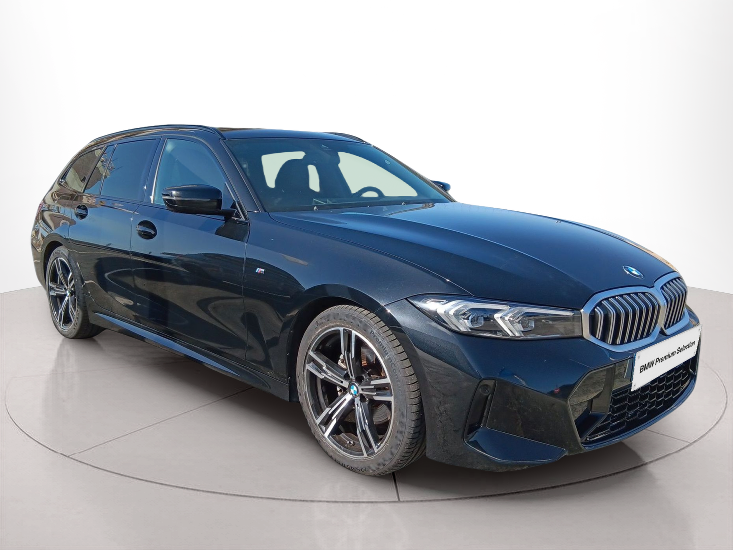 BMW Série 3 320d Touring color Negro. Año 2023. 140KW(190CV). Diesel. En concesionario Caetano Baviera Porto de Porto