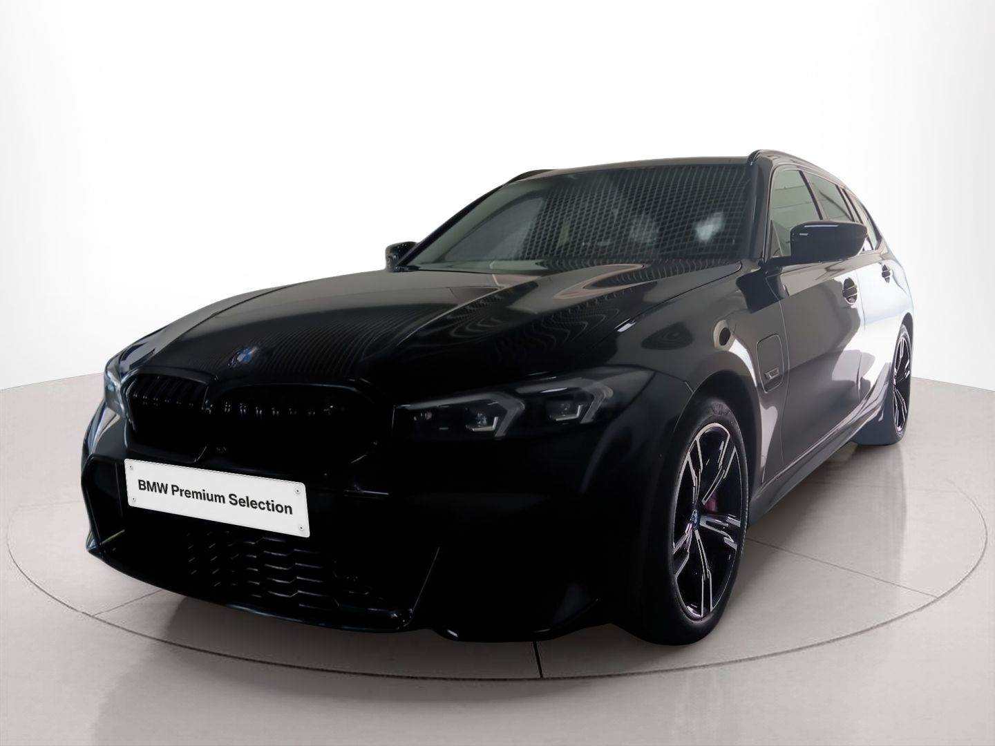Fotos de BMW Série 3 320e Touring color Negro. Año 2023. 150KW(204CV). Elétrico / Gasolina Híbrido. En concesionario Caetano Baviera Porto de Porto