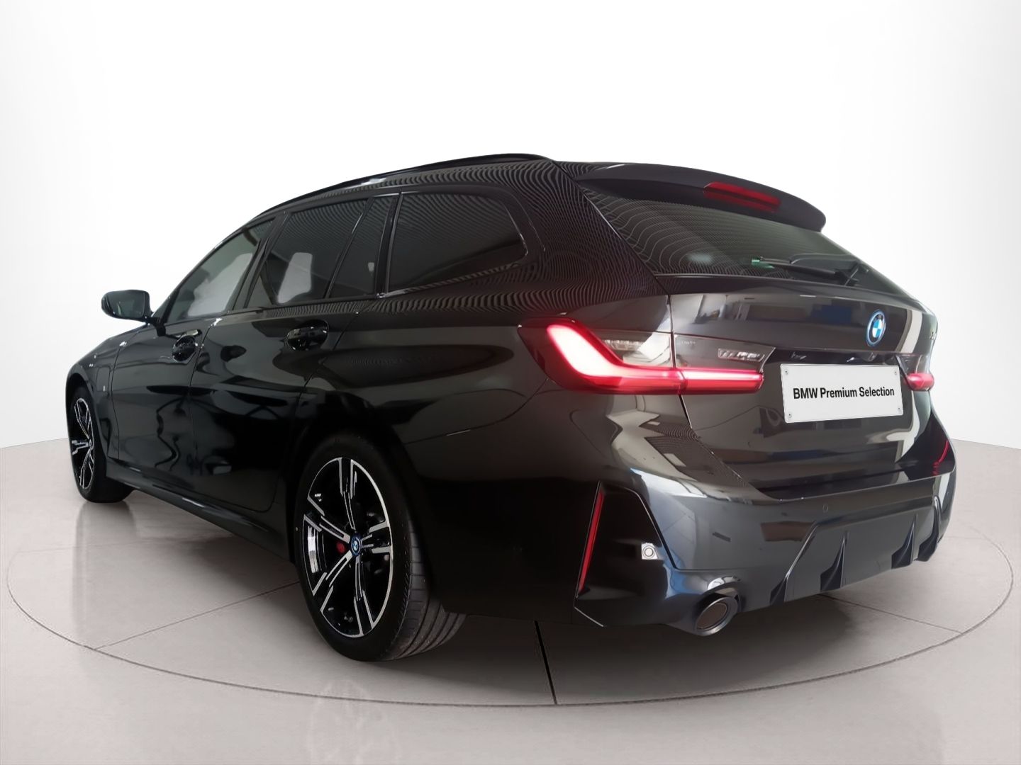 Fotos de BMW Série 3 320e Touring color Negro. Año 2023. 150KW(204CV). Elétrico / Gasolina Híbrido. En concesionario Caetano Baviera Porto de Porto