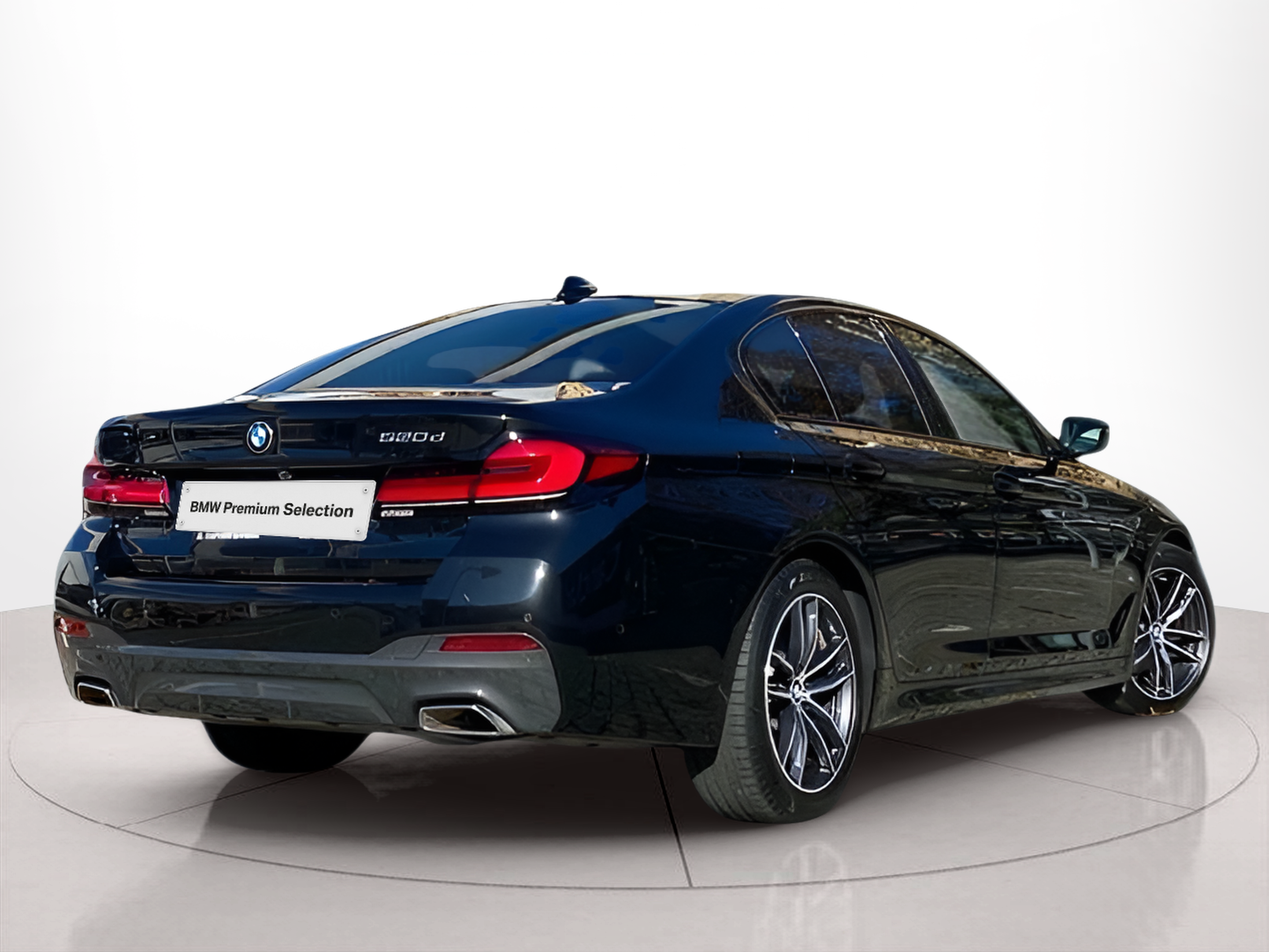 BMW Série 5 520d Berlina color Negro. Año 2023. 140KW(190CV). Diesel. En concesionario Caetano Baviera Cascais de Cascais