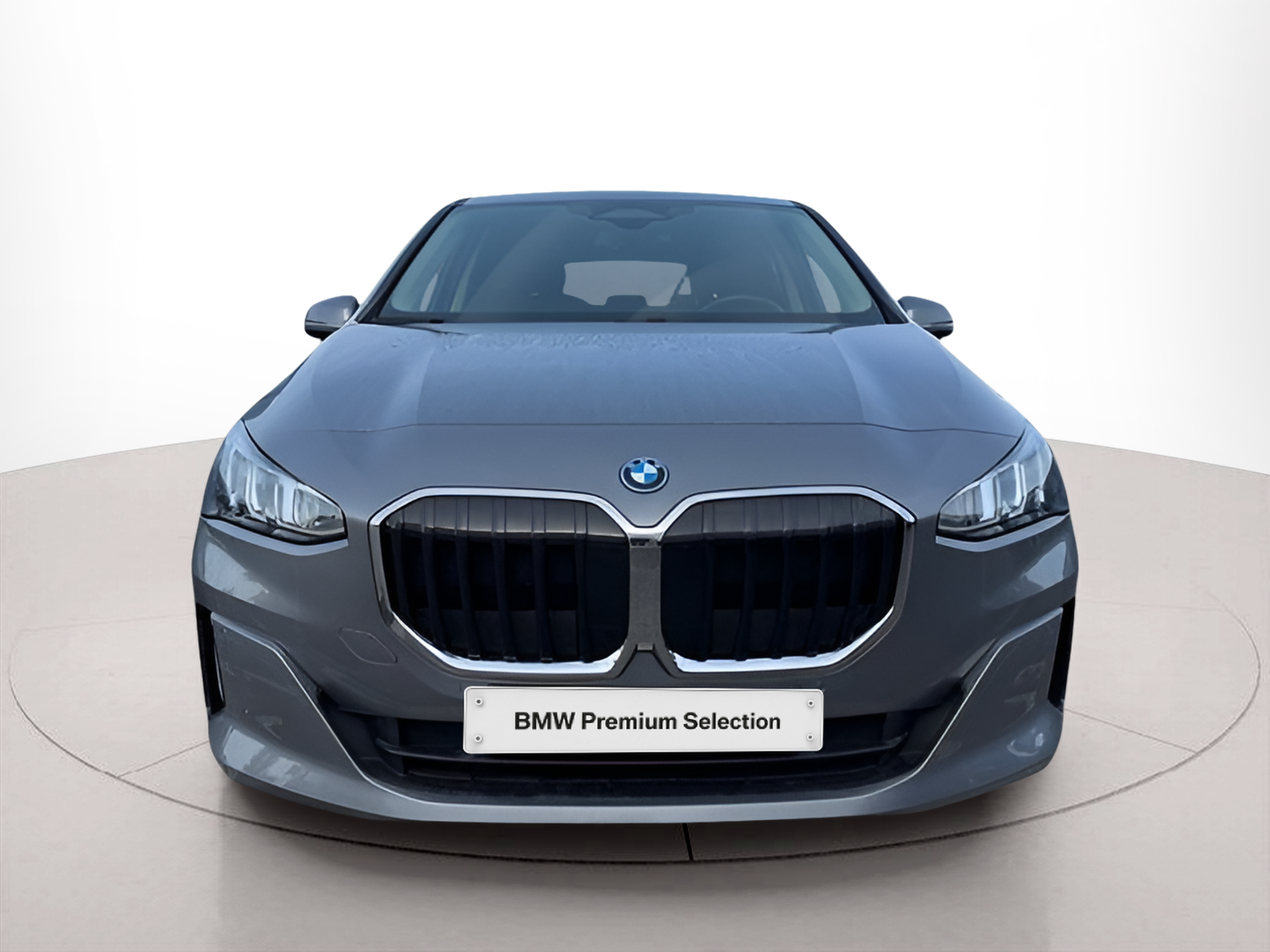 Fotos de BMW Série 2 225xe Active Tourer color Gris. Año 2023. 180KW(245CV). Elétrico / Gasolina Híbrido. En concesionario Caetano Baviera Portimão de Portimão