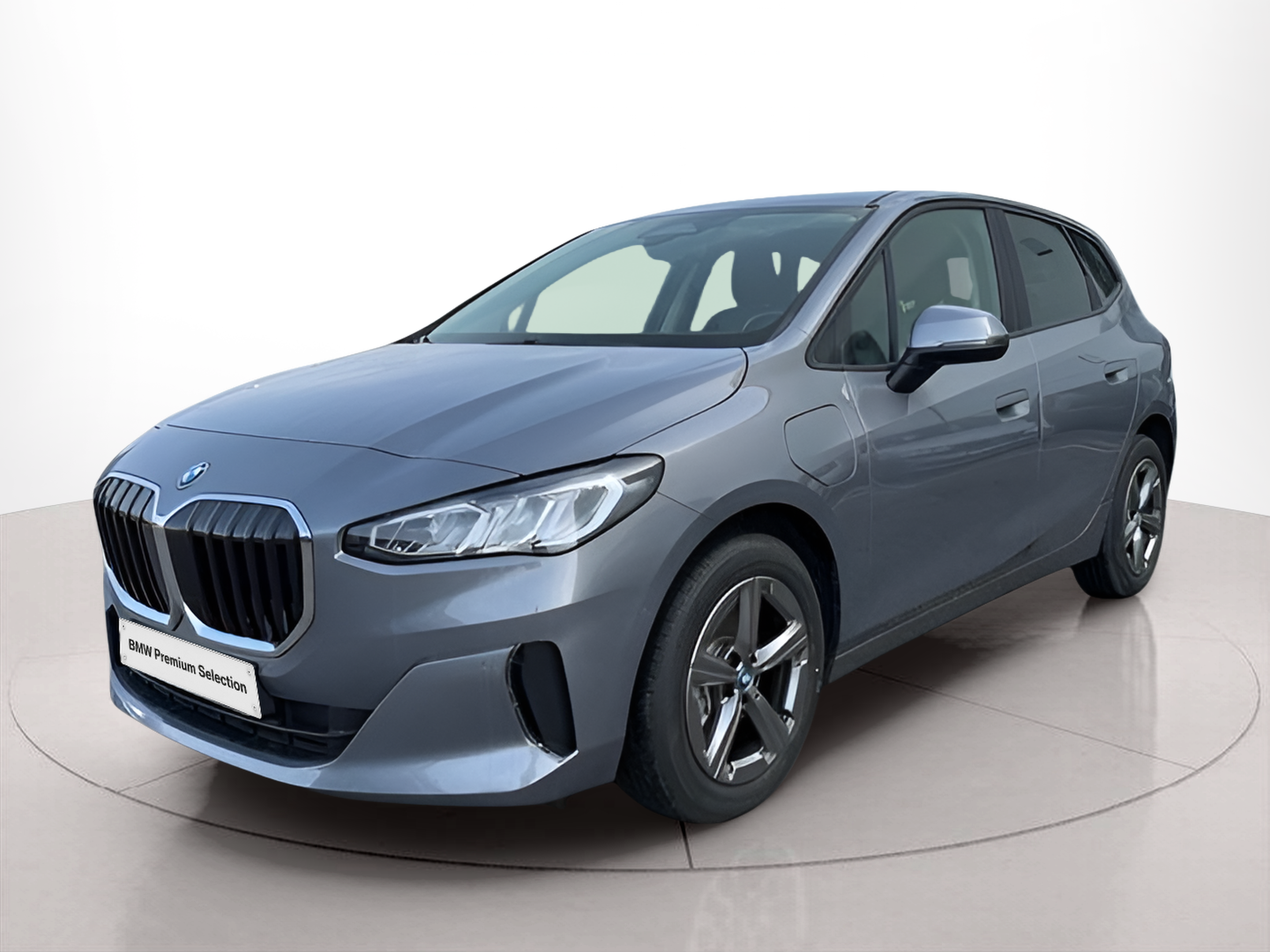 Fotos de BMW Série 2 225xe Active Tourer color Gris. Año 2023. 180KW(245CV). Elétrico / Gasolina Híbrido. En concesionario Caetano Baviera Portimão de Portimão