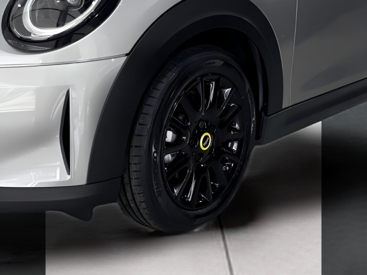 fotoG 7 del MINI MINI 3 Portas Cooper S E 135 kW (184 CV) 184cv Elétrico de 2023 em Vila Nova de Gaia