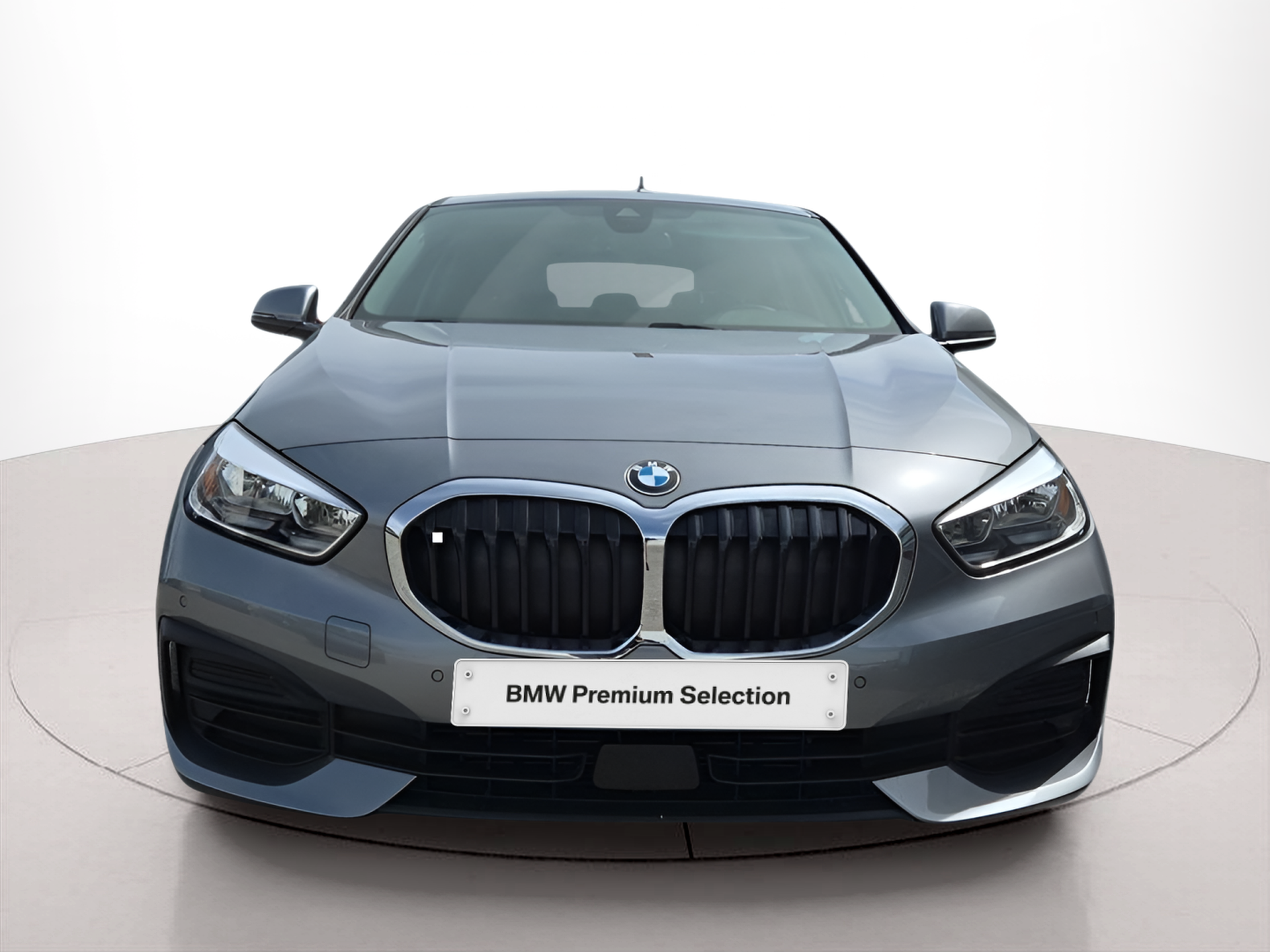 Fotos de BMW Série 1 116d color Gris. Año 2024. 85KW(116CV). Diesel. En concesionario Caetano Baviera Portimão de Portimão