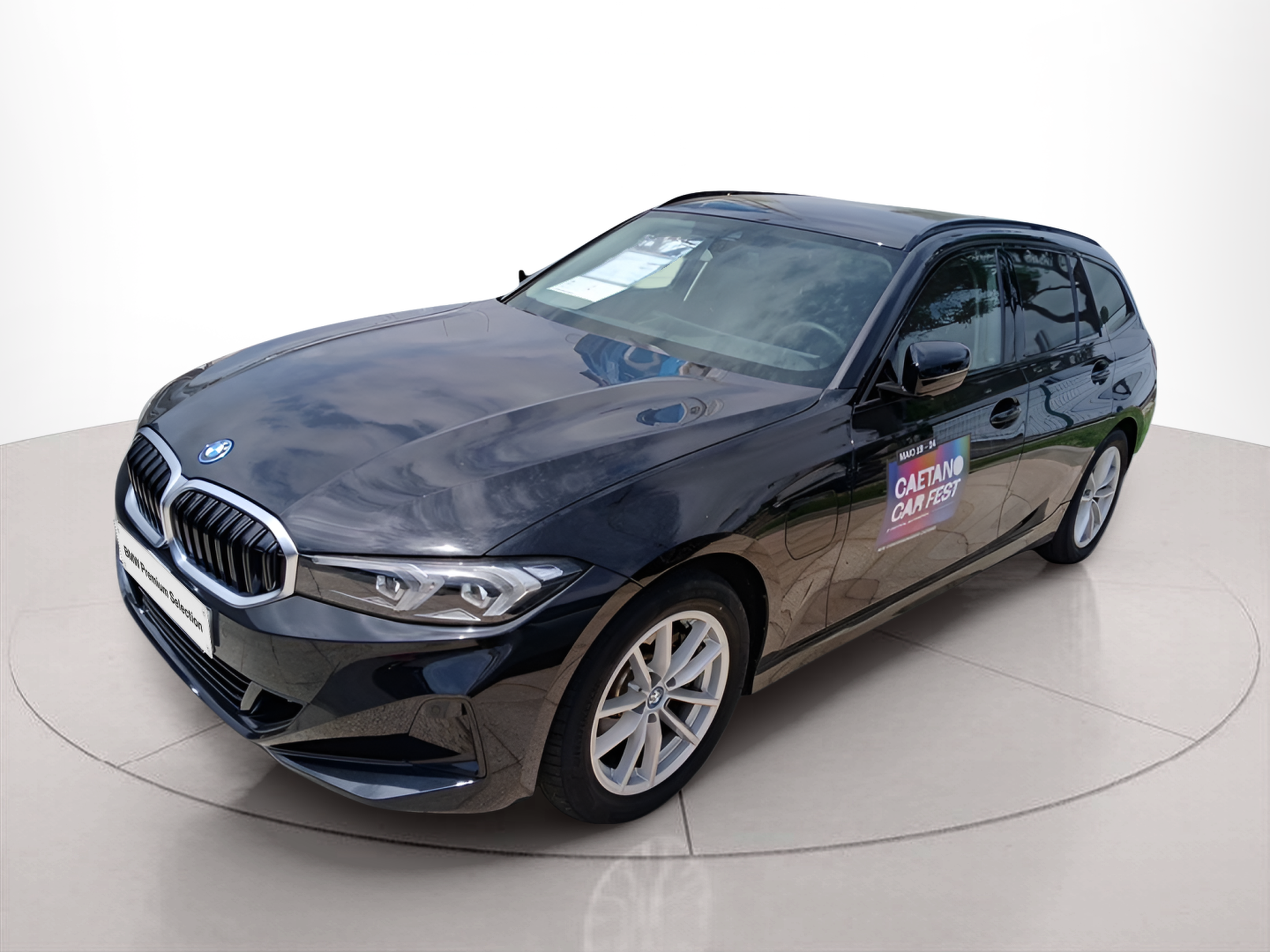 Fotos de BMW Série 3 320e Touring color Negro. Año 2024. 150KW(204CV). Elétrico / Gasolina Híbrido. En concesionario Caetano Baviera Faro de Faro