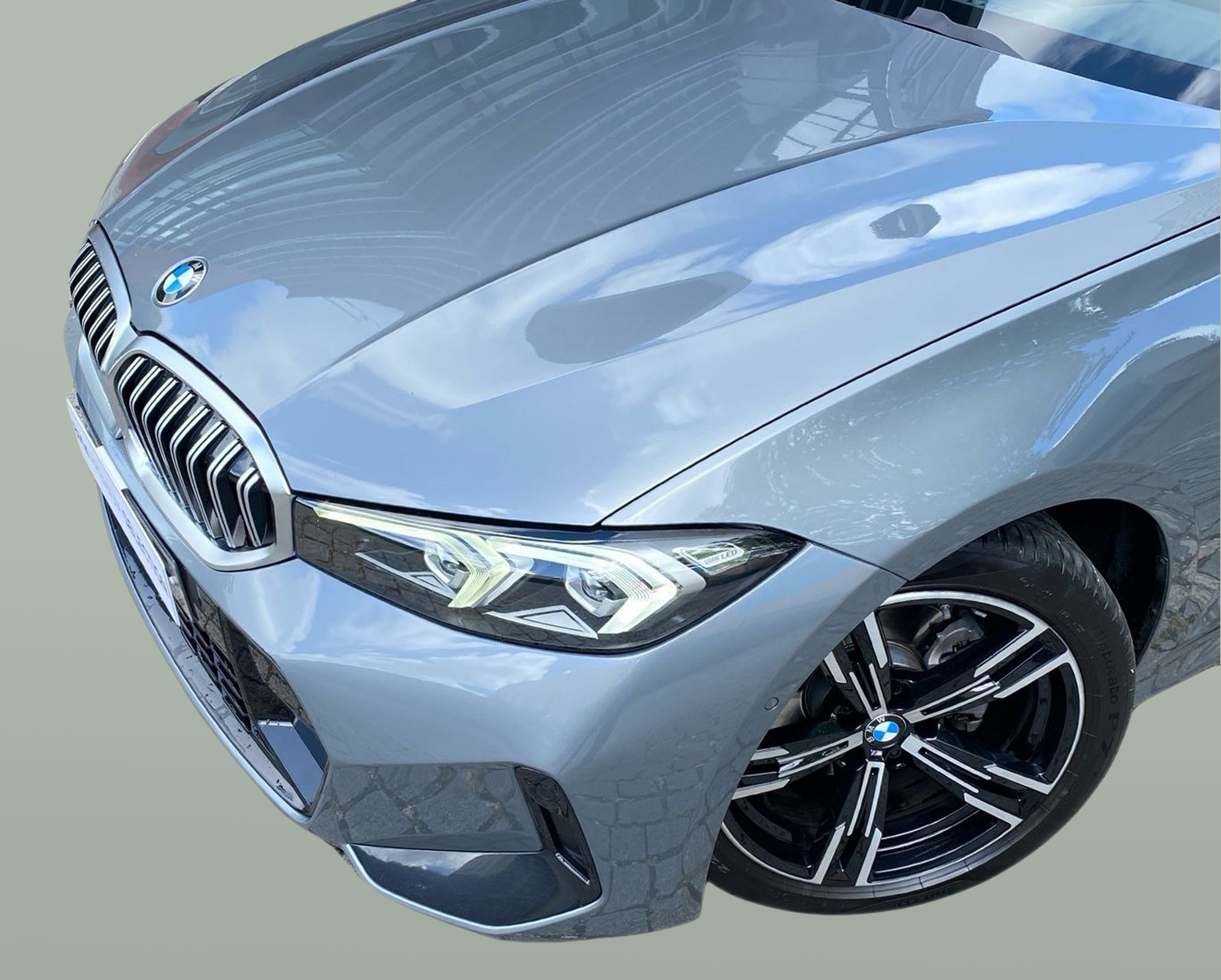 BMW Série 3 320d Touring color Gris. Año 2023. 140KW(190CV). Diesel. En concesionario Caetano Baviera Lisboa de Lisboa