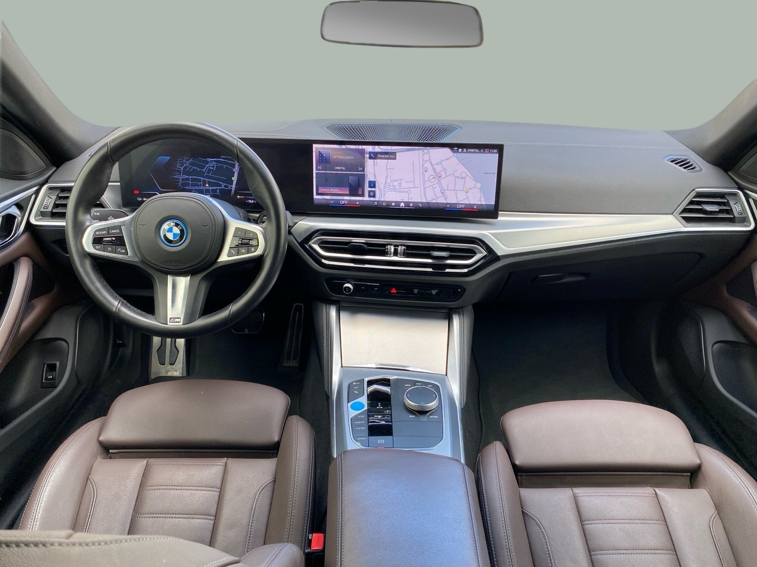 BMW i4 i4 eDrive40 color Azul. Año 2024. 250KW(340CV). Elétrico. En concesionario Caetano Baviera Lisboa de Lisboa