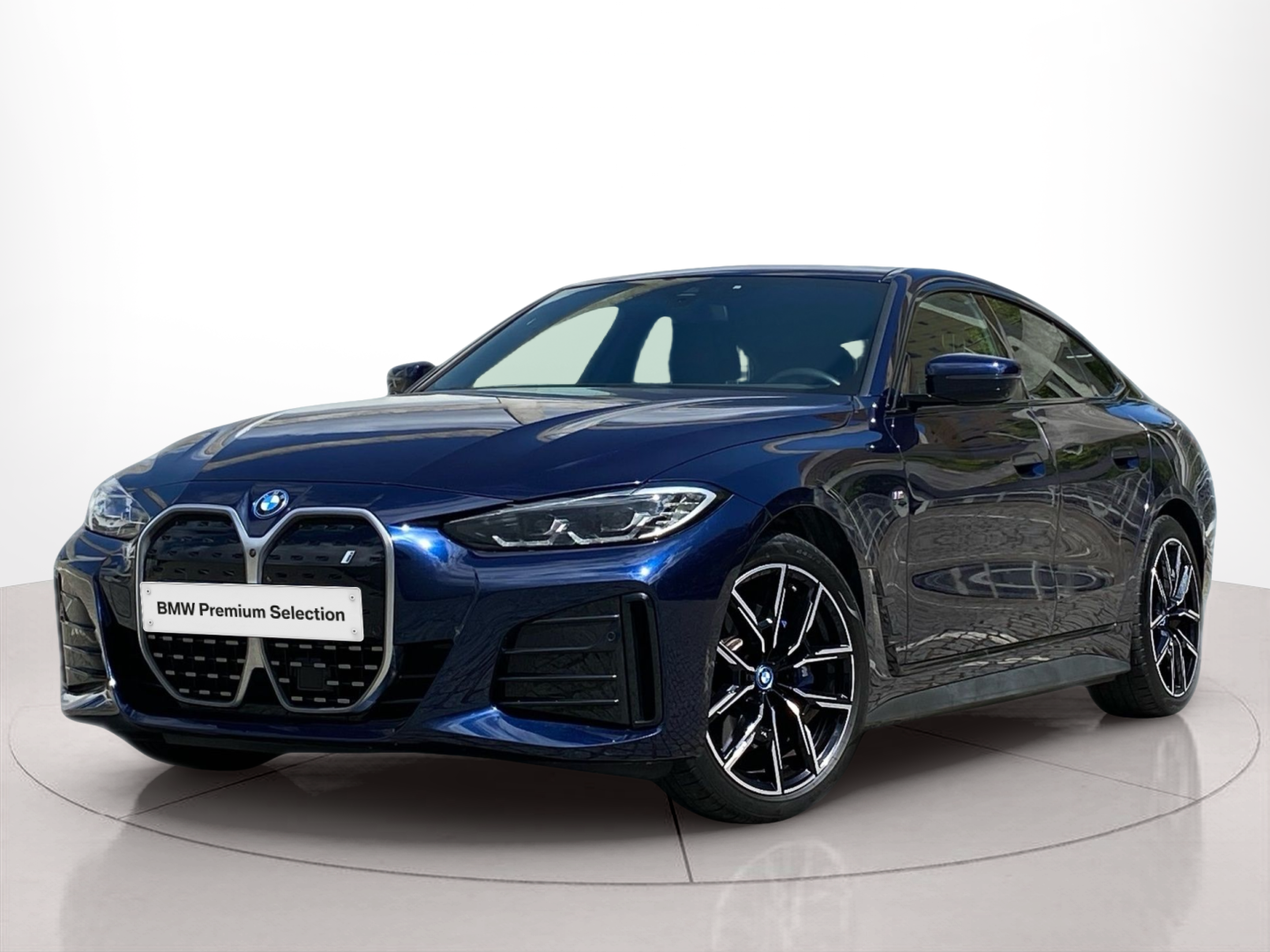 Fotos de BMW i4 i4 eDrive40 color Azul. Año 2024. 250KW(340CV). Elétrico. En concesionario Caetano Baviera Lisboa de Lisboa