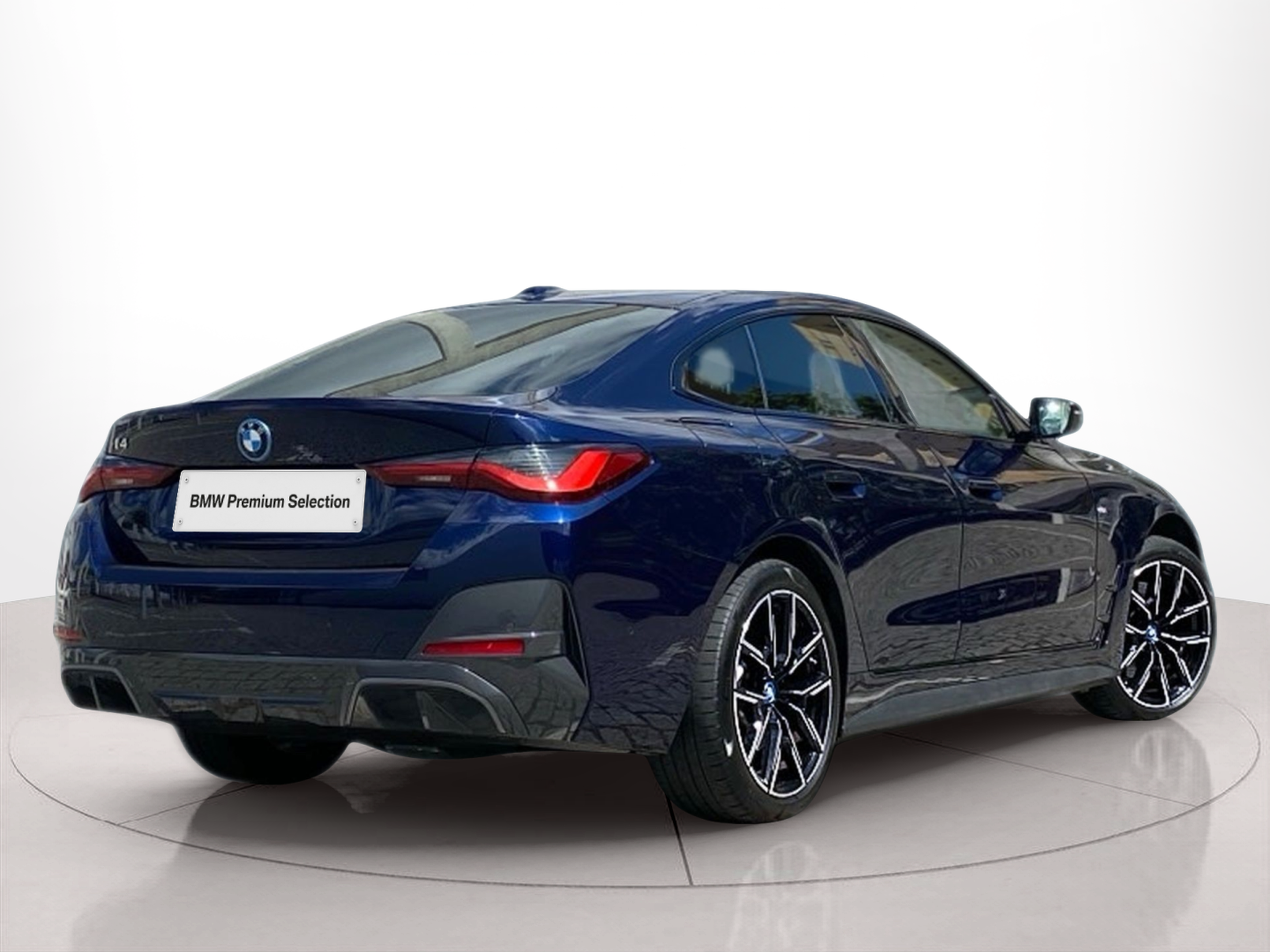 BMW i4 i4 eDrive40 color Azul. Año 2024. 250KW(340CV). Elétrico. En concesionario Caetano Baviera Lisboa de Lisboa