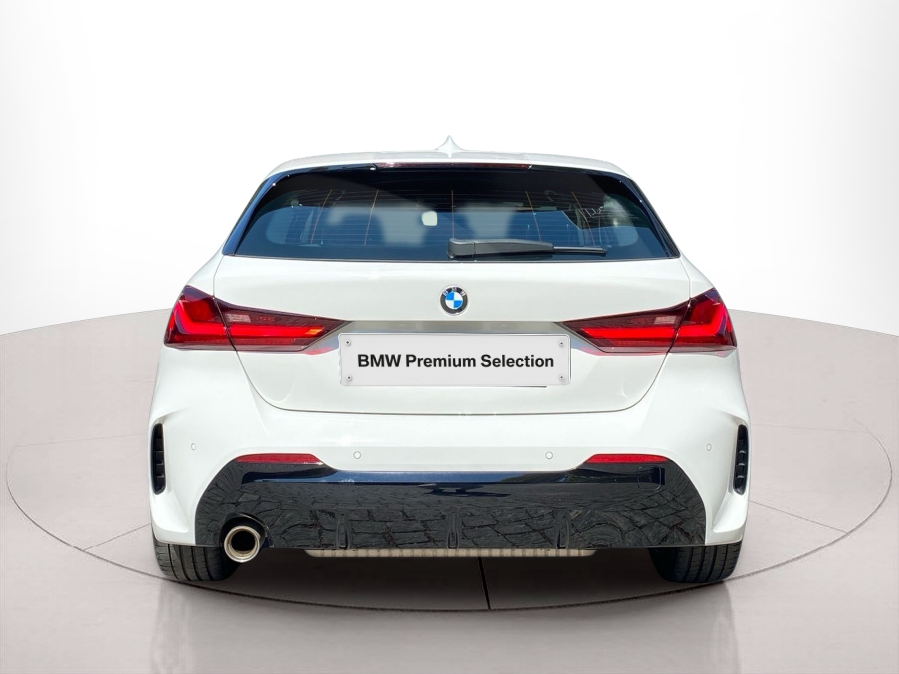 BMW Série 1 116d color Blanco. Año 2020. 85KW(116CV). Diesel. En concesionario Caetano Baviera Cascais de Cascais