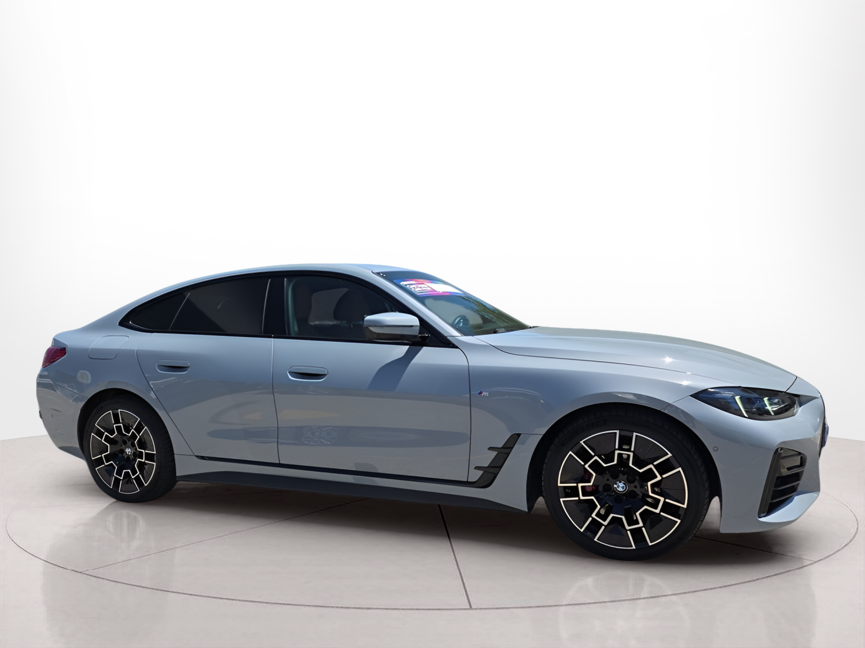 BMW Série 4 420d Berlina color Gris. Año 2024. 140KW(190CV). Diesel. En concesionario Caetano Baviera Faro de Faro