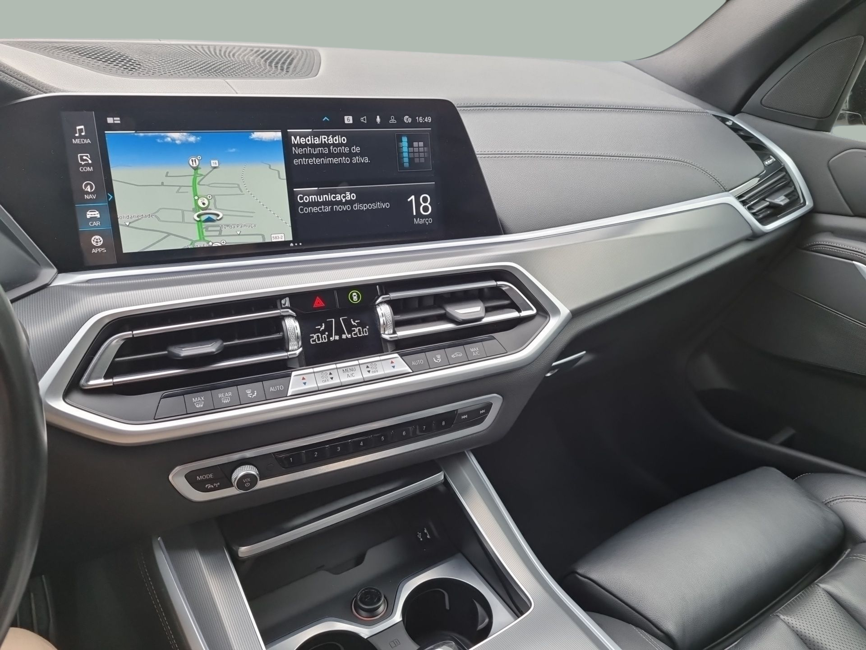 BMW X5 xDrive45e color Gris. Año 2022. 290KW(394CV). Elétrico / Gasolina Híbrido. En concesionario Caetano Baviera Santa Maria da Feira de Santa Maria da Feira