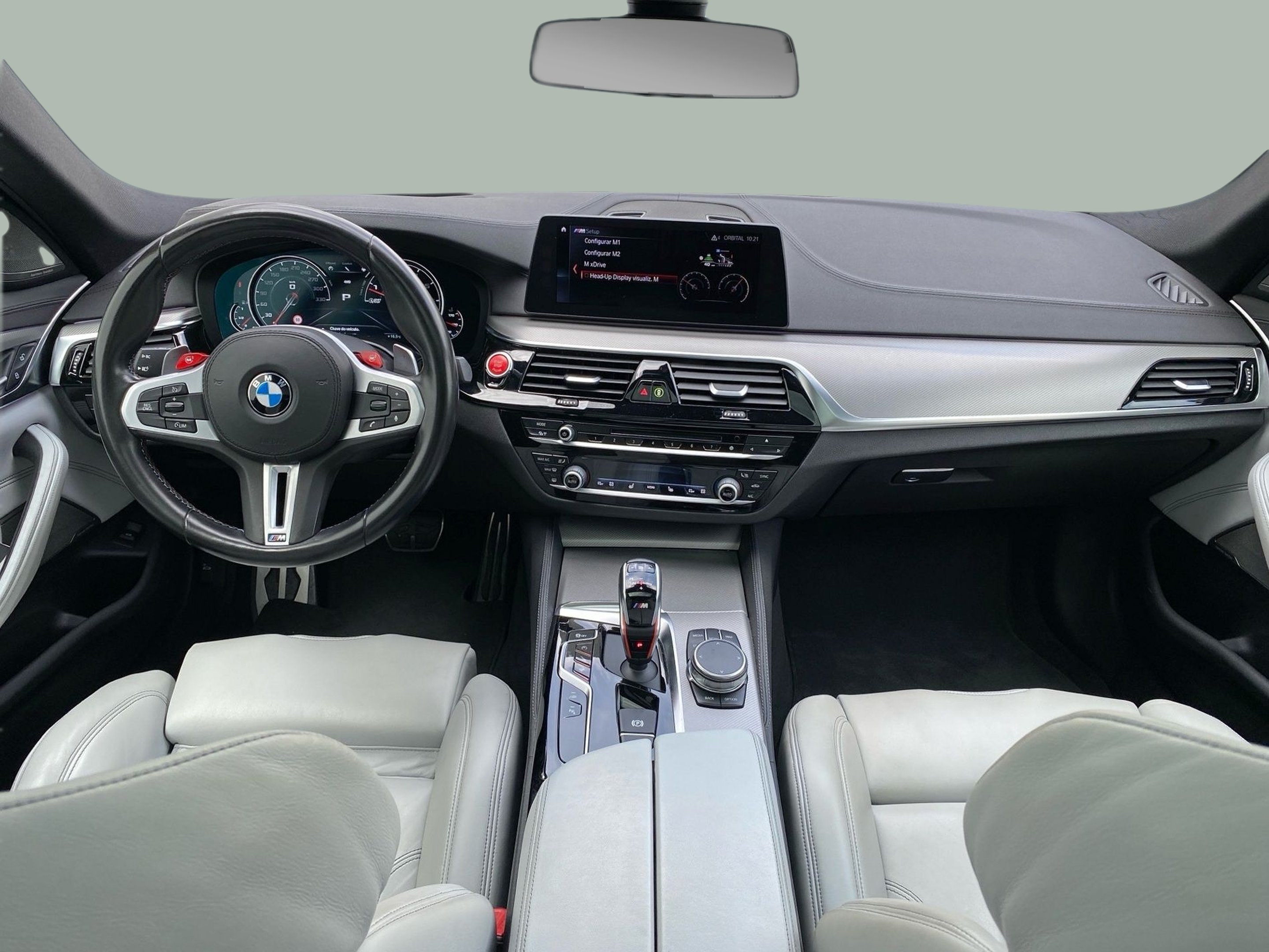 BMW M M5 Berlina color Azul. Año 2018. 441KW(600CV). Gasolina. En concesionario Caetano Baviera Lisboa de Lisboa