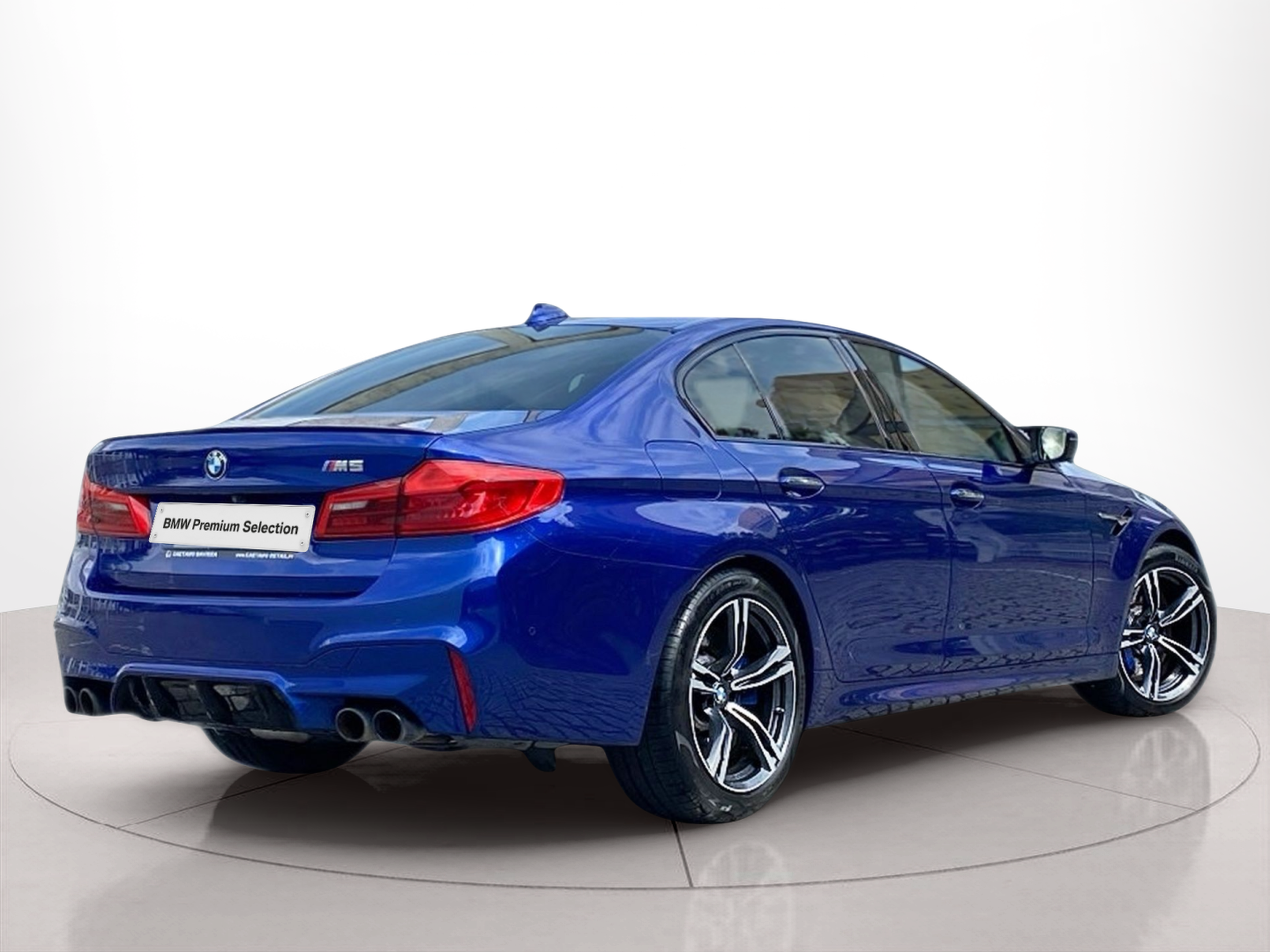 BMW M M5 Berlina color Azul. Año 2018. 441KW(600CV). Gasolina. En concesionario Caetano Baviera Lisboa de Lisboa