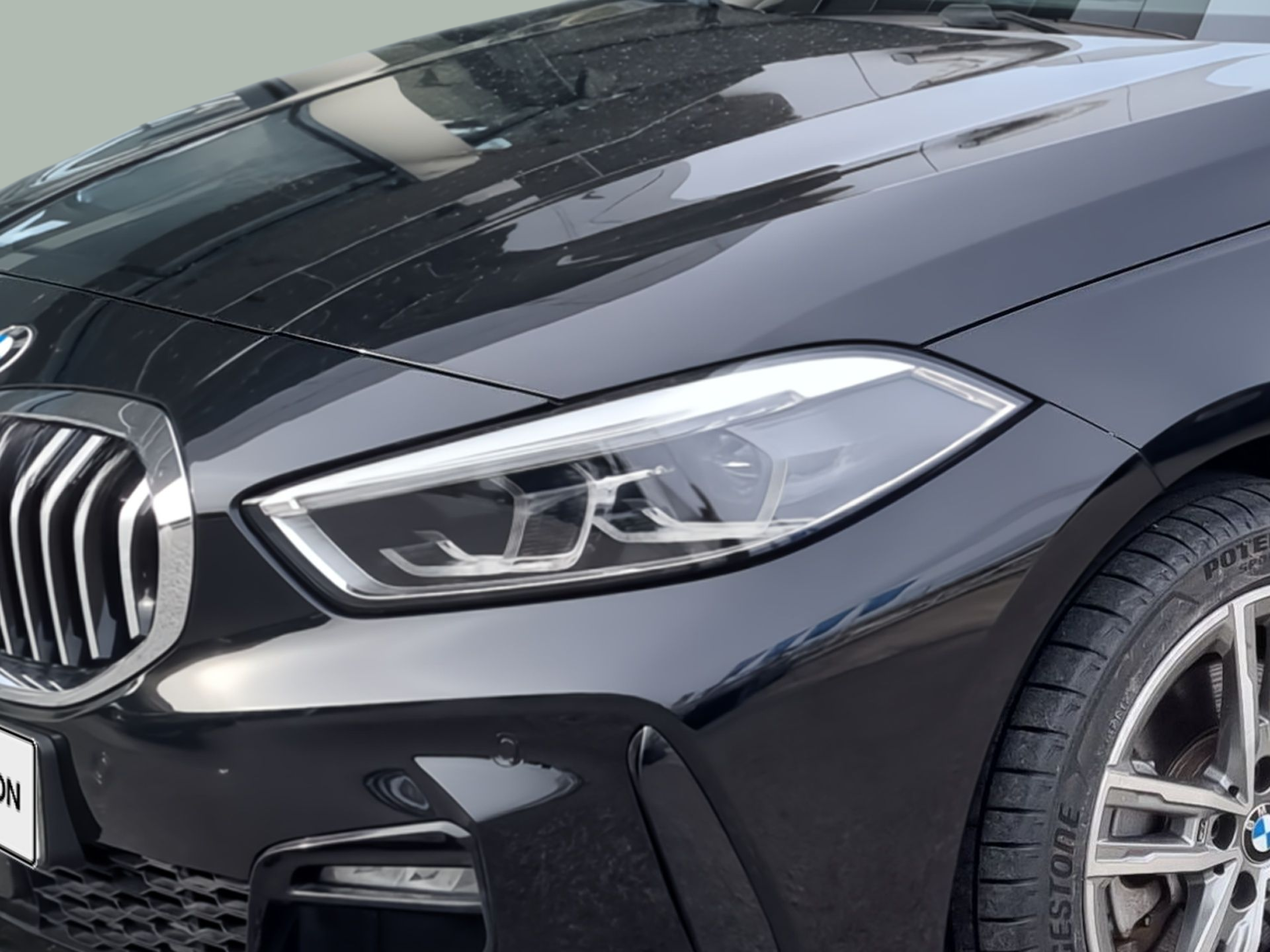 BMW Série 1 116d color Negro. Año 2020. 85KW(116CV). Diesel. En concesionario Caetano Baviera Aveiro de Aveiro
