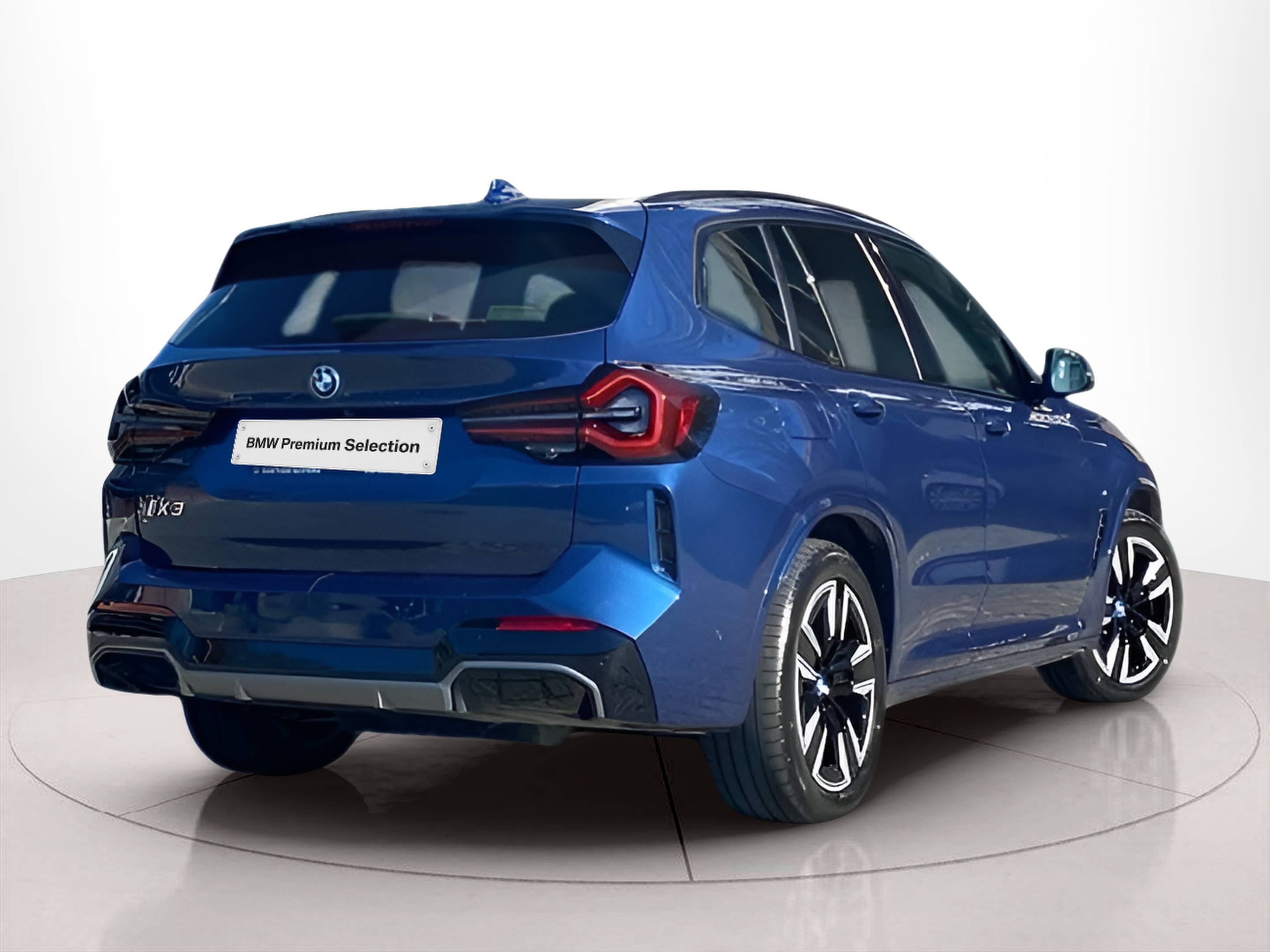 BMW iX3 iX3 80 kWh color Azul. Año 2023. 210KW(286CV). Elétrico. En concesionario Caetano Baviera Lisboa de Lisboa