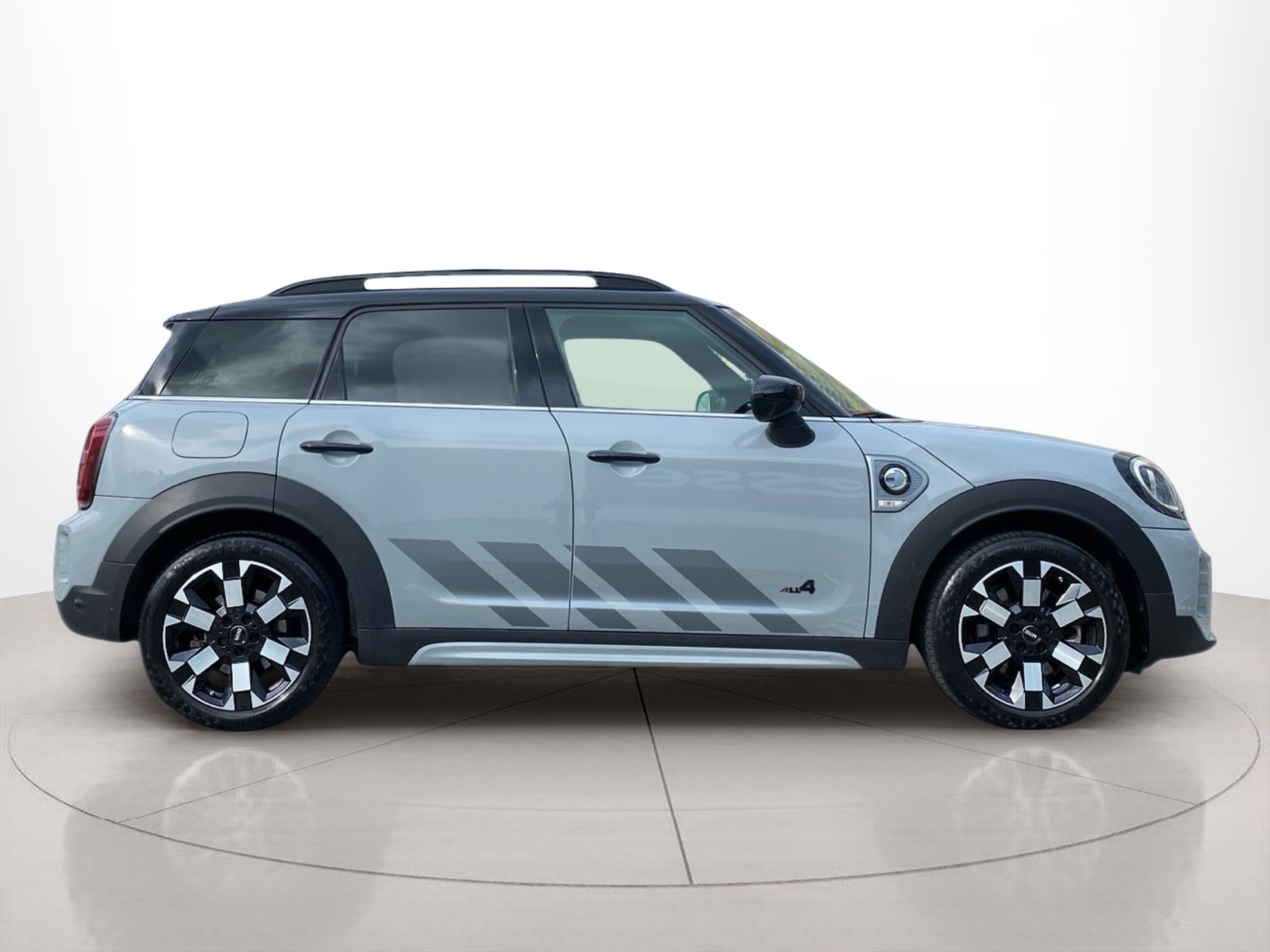 Fotos de MINI Countryman Cooper S E ALL4 162 kW (220 CV)