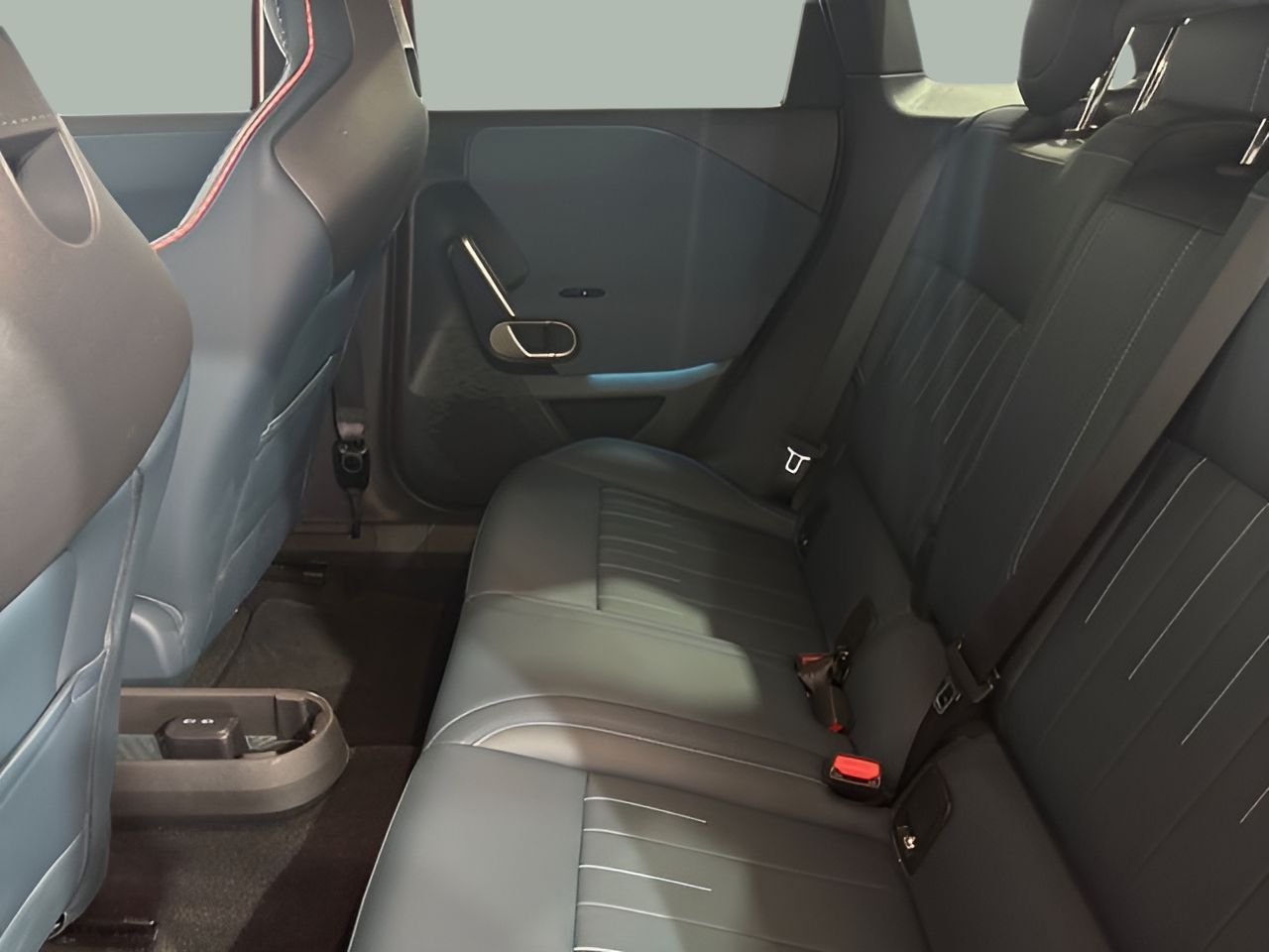 fotoG 8 del mini MINI Aceman SE 160 kW (218 CV) 218cv Elétrico de 2024 em Vila Nova de Gaia