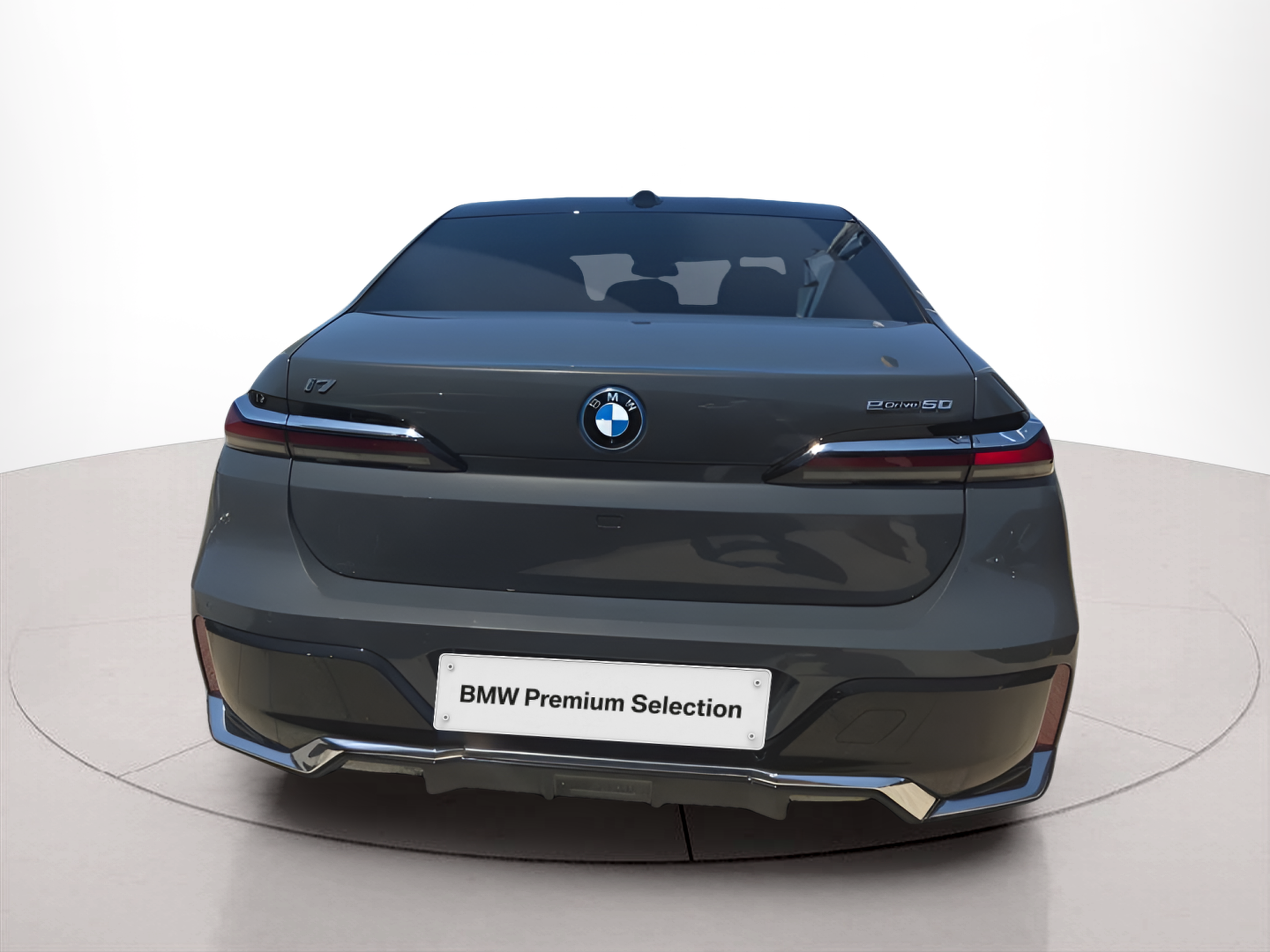 BMW I7 eDrive50 color Gris. Año 2024. 335KW(455CV). Elétrico. En concesionario Caetano Baviera Faro de Faro