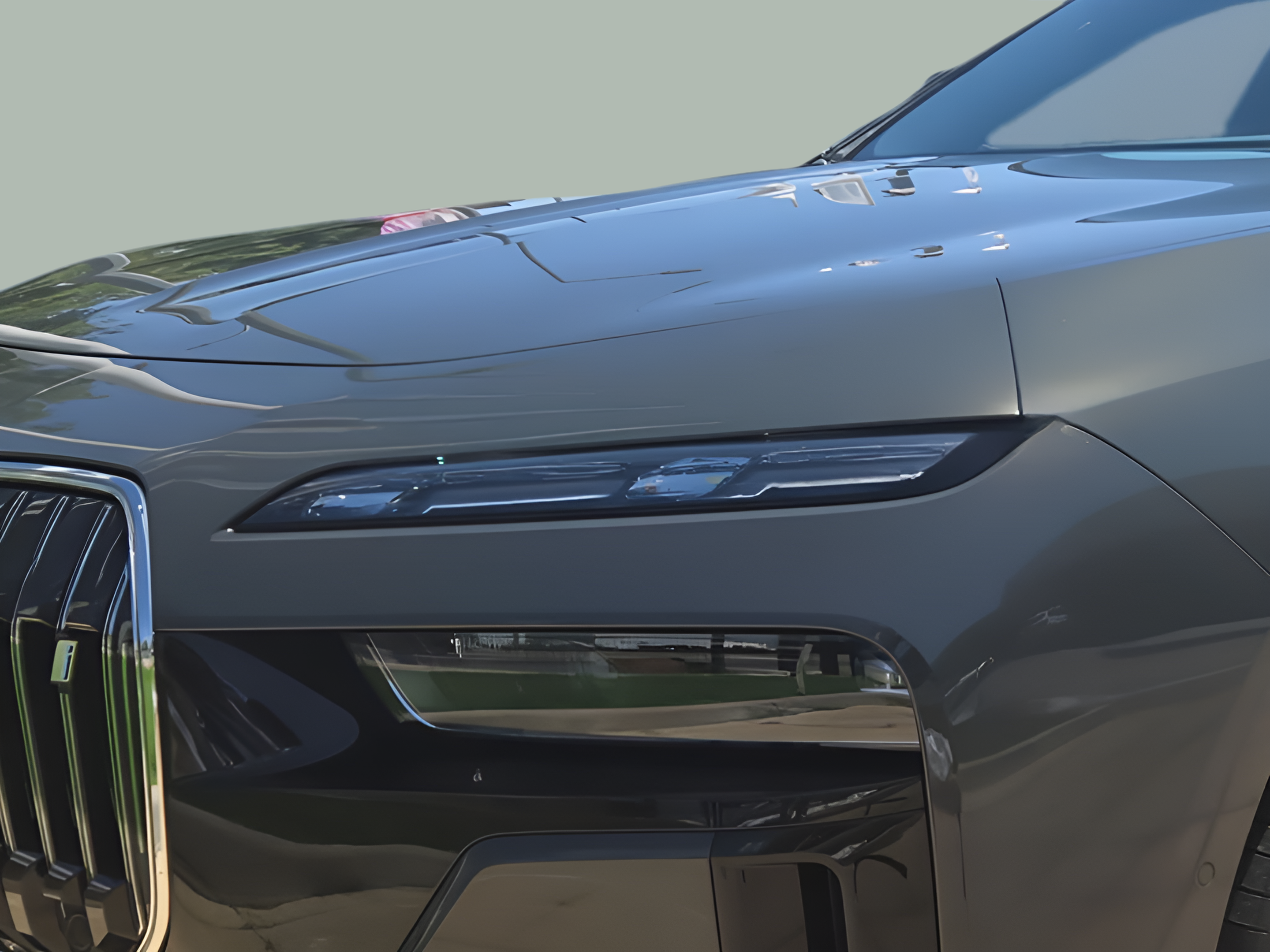 Fotos de BMW I7 eDrive50 color Gris. Año 2024. 335KW(455CV). Elétrico. En concesionario Caetano Baviera Faro de Faro