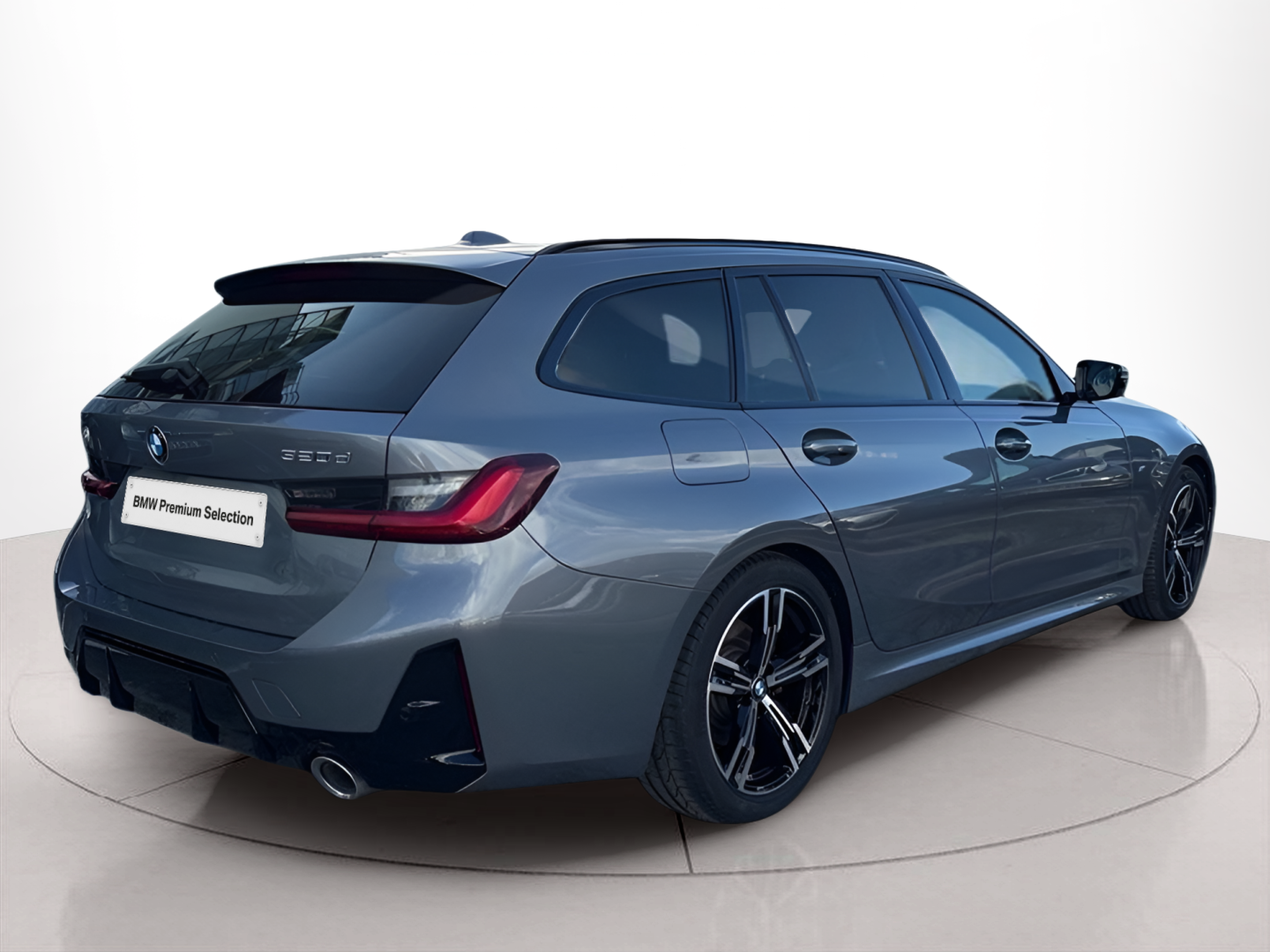 BMW Série 3 320d Touring color Gris. Año 2023. 140KW(190CV). Diesel. En concesionario Caetano Baviera Portimão de Portimão
