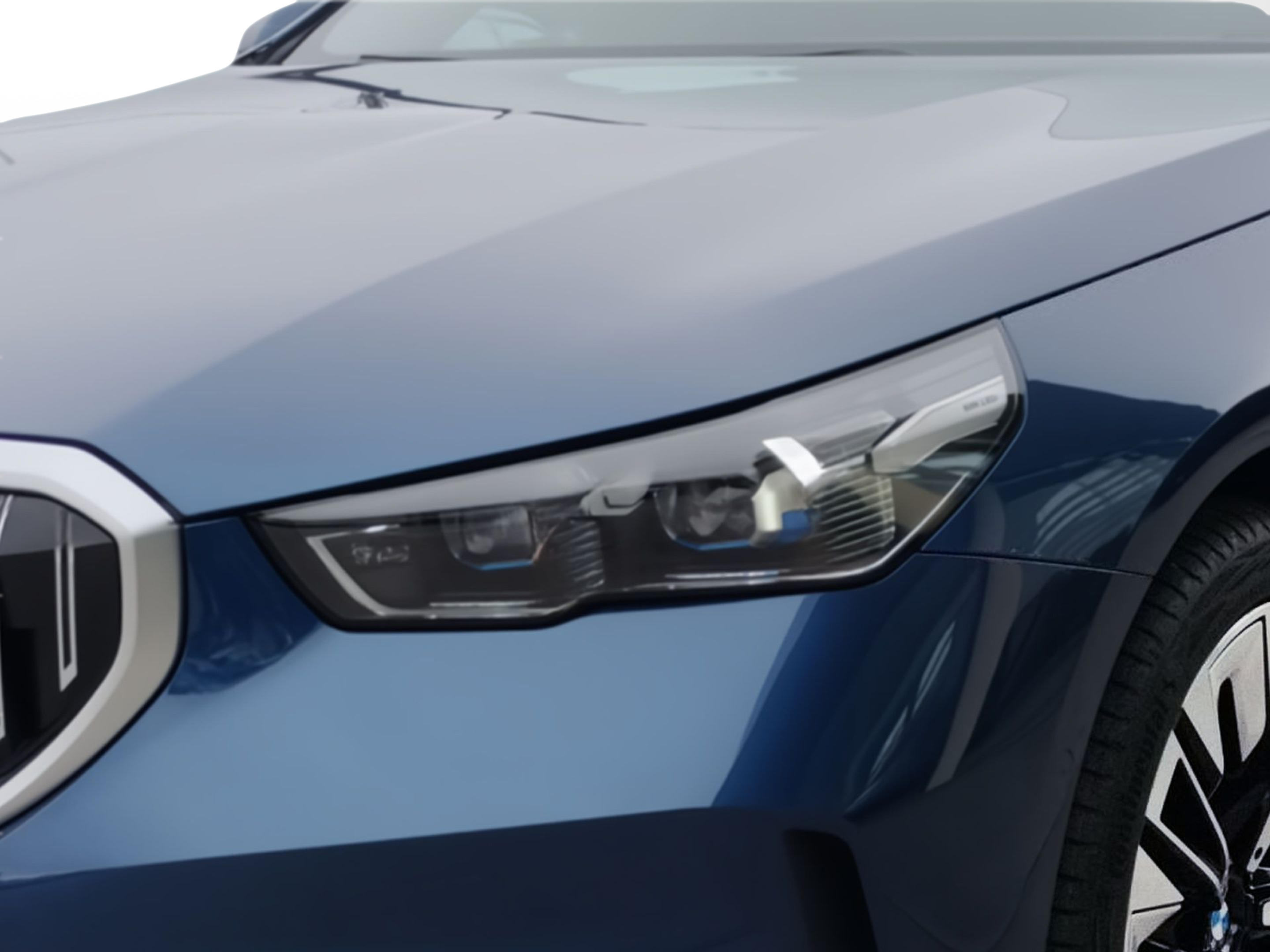 BMW Série 5 520d Touring color Azul. Año 2024. 145KW(197CV). Diesel. En concesionario Caetano Baviera Santa Maria da Feira de Santa Maria da Feira