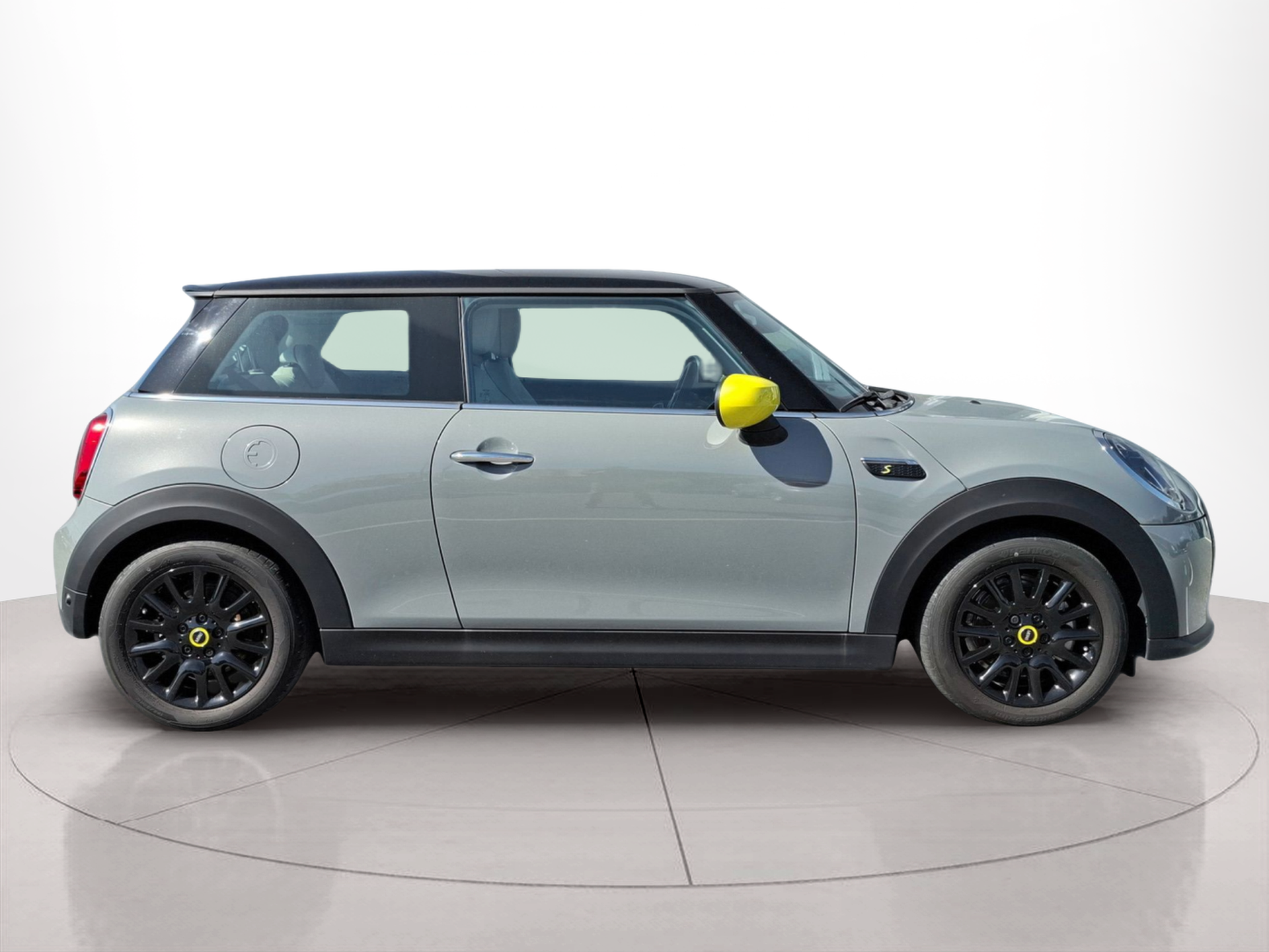 Fotos de MINI 3 Portas Cooper S E 135 kW (184 CV)