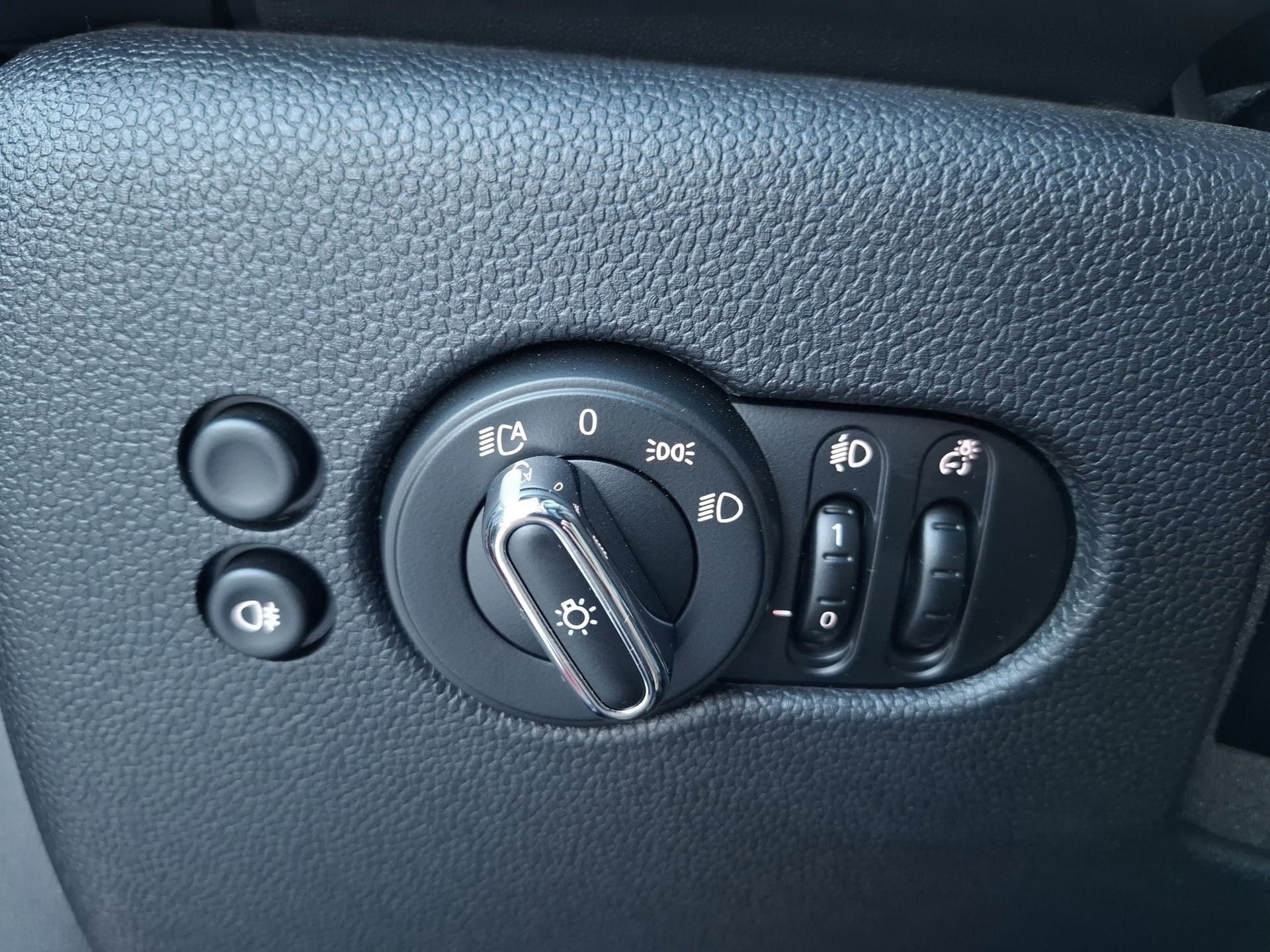 fotoG 18 del MINI MINI 3 Portas Cooper S E 135 kW (184 CV) 184cv Elétrico de 2023 em Vila Nova de Gaia